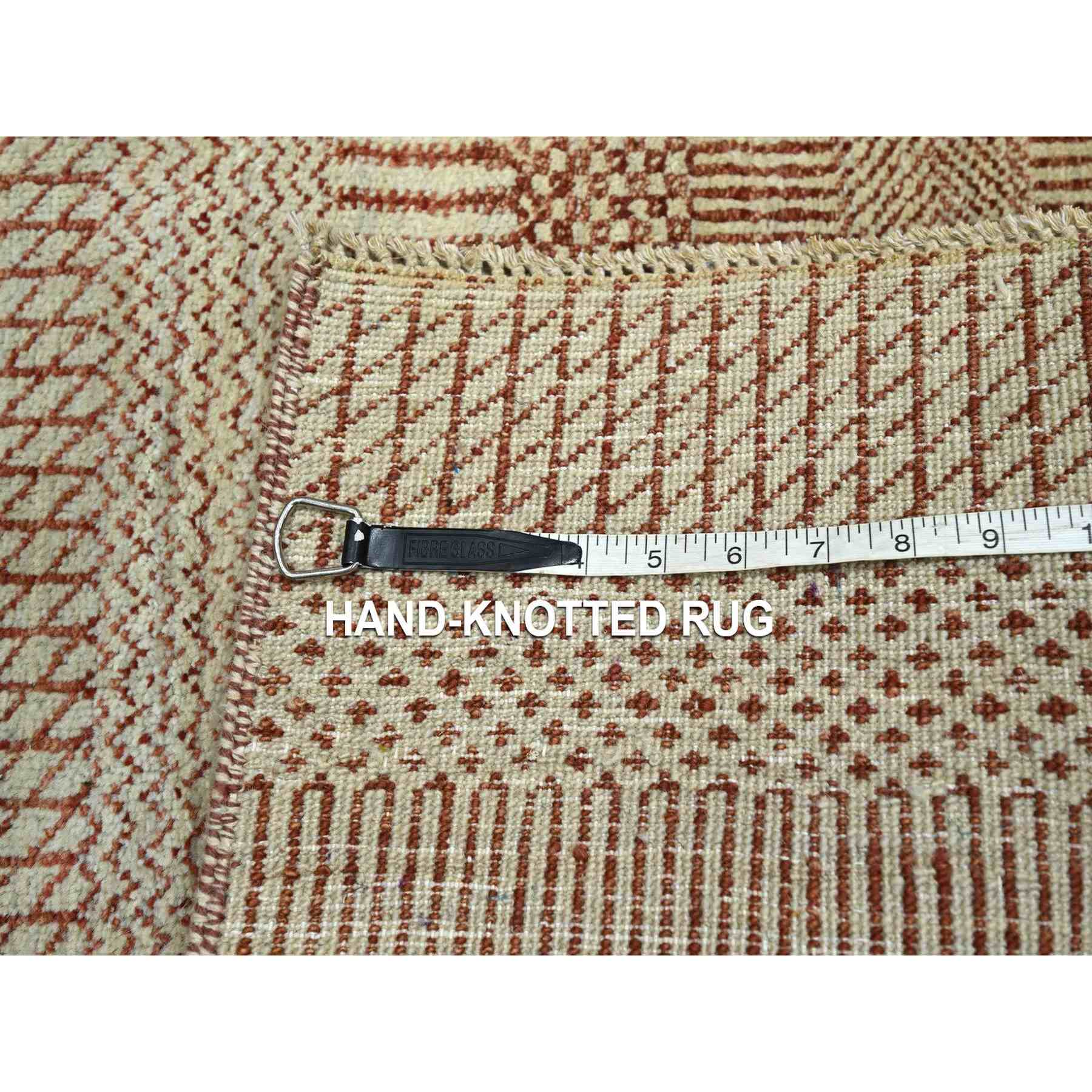 Modern-and-Contemporary-Hand-Knotted-Rug-383180