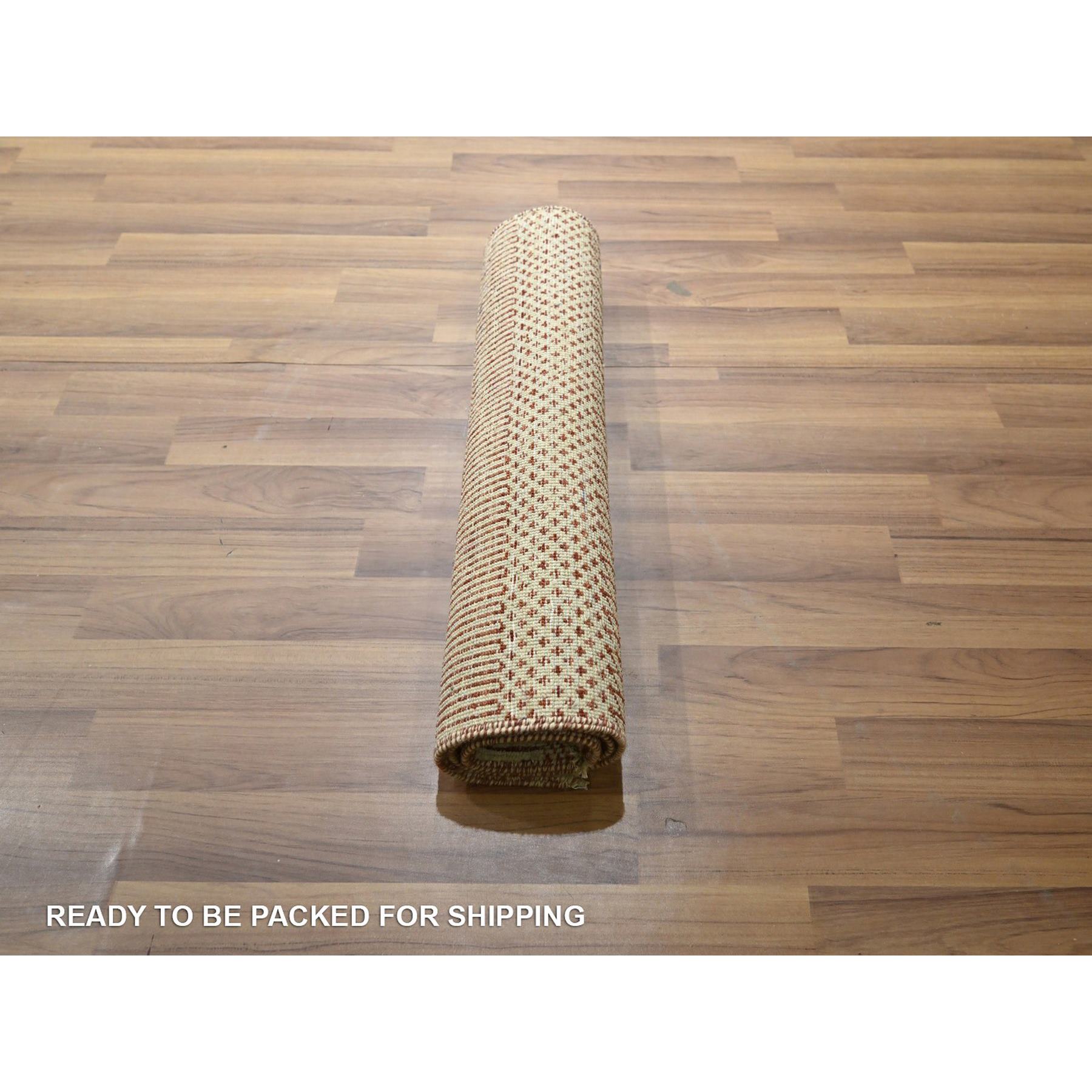 Modern-and-Contemporary-Hand-Knotted-Rug-383180