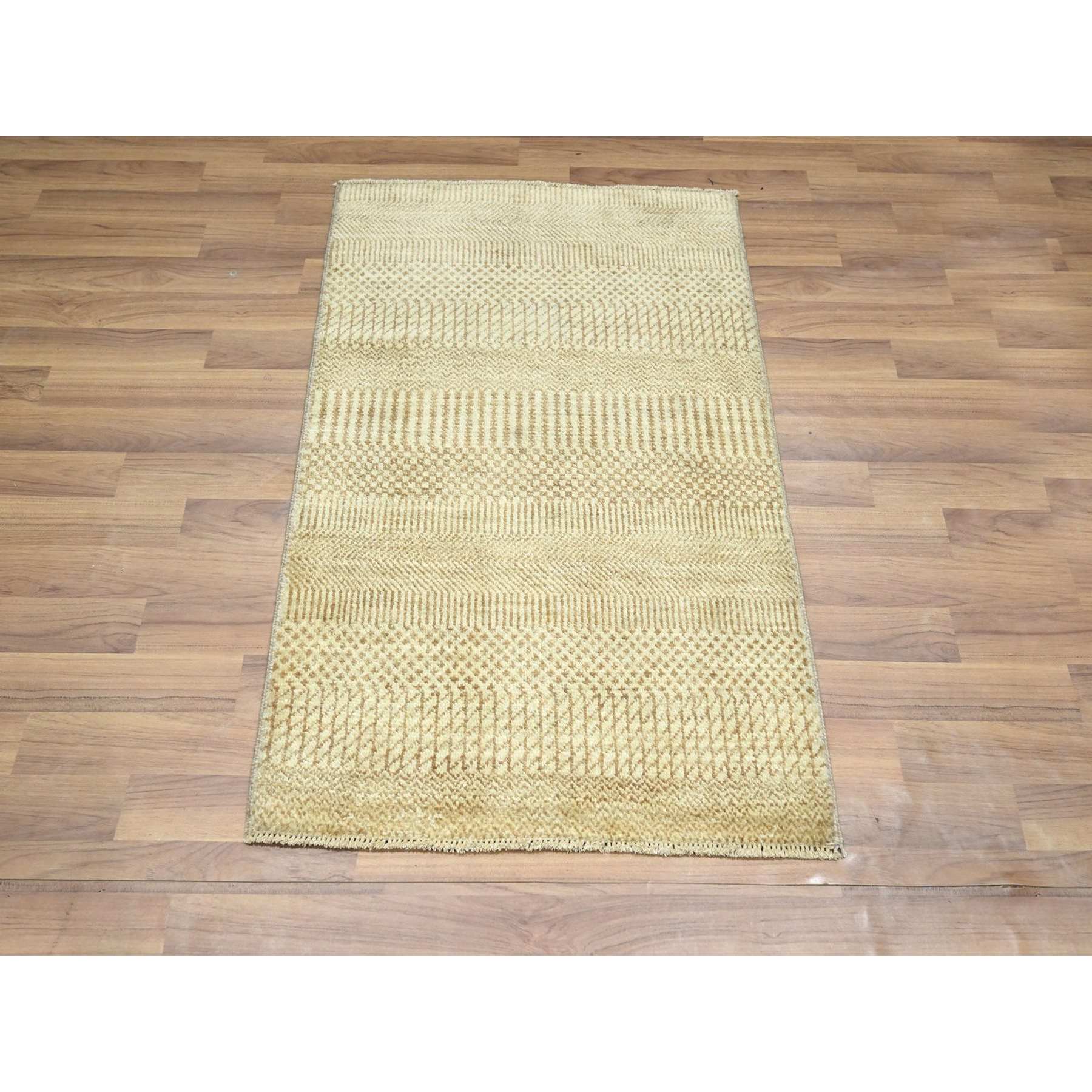 Modern-and-Contemporary-Hand-Knotted-Rug-383210