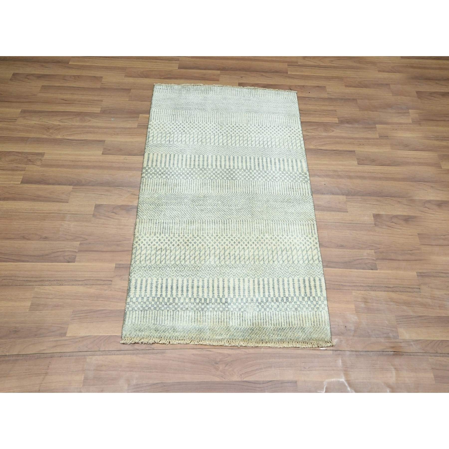 Modern-and-Contemporary-Hand-Knotted-Rug-383225