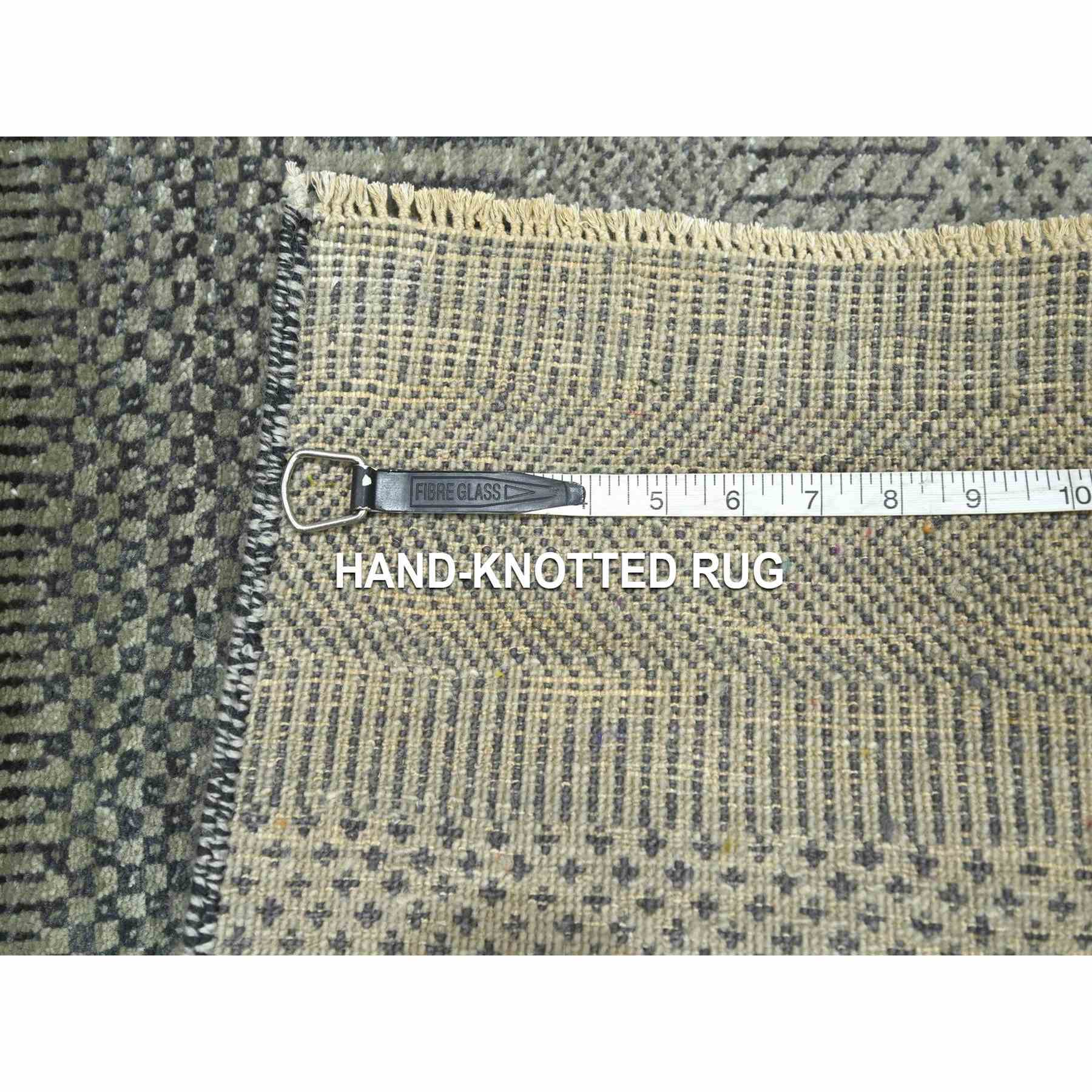 Modern-and-Contemporary-Hand-Knotted-Rug-383240