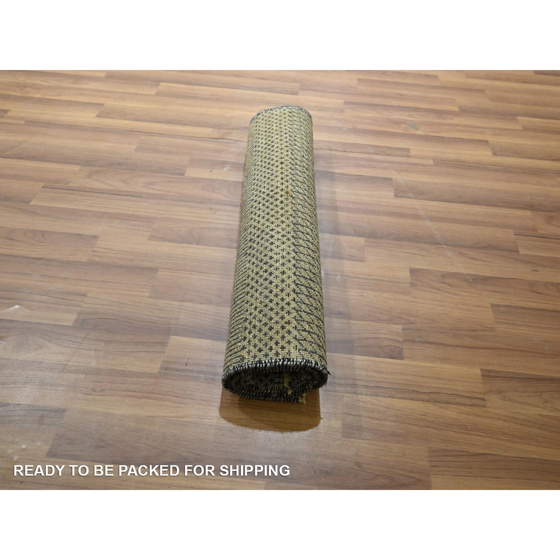 Modern-and-Contemporary-Hand-Knotted-Rug-383240