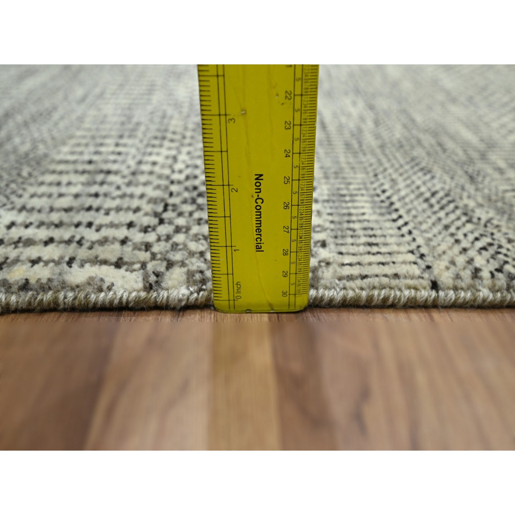 Modern-and-Contemporary-Hand-Knotted-Rug-383265