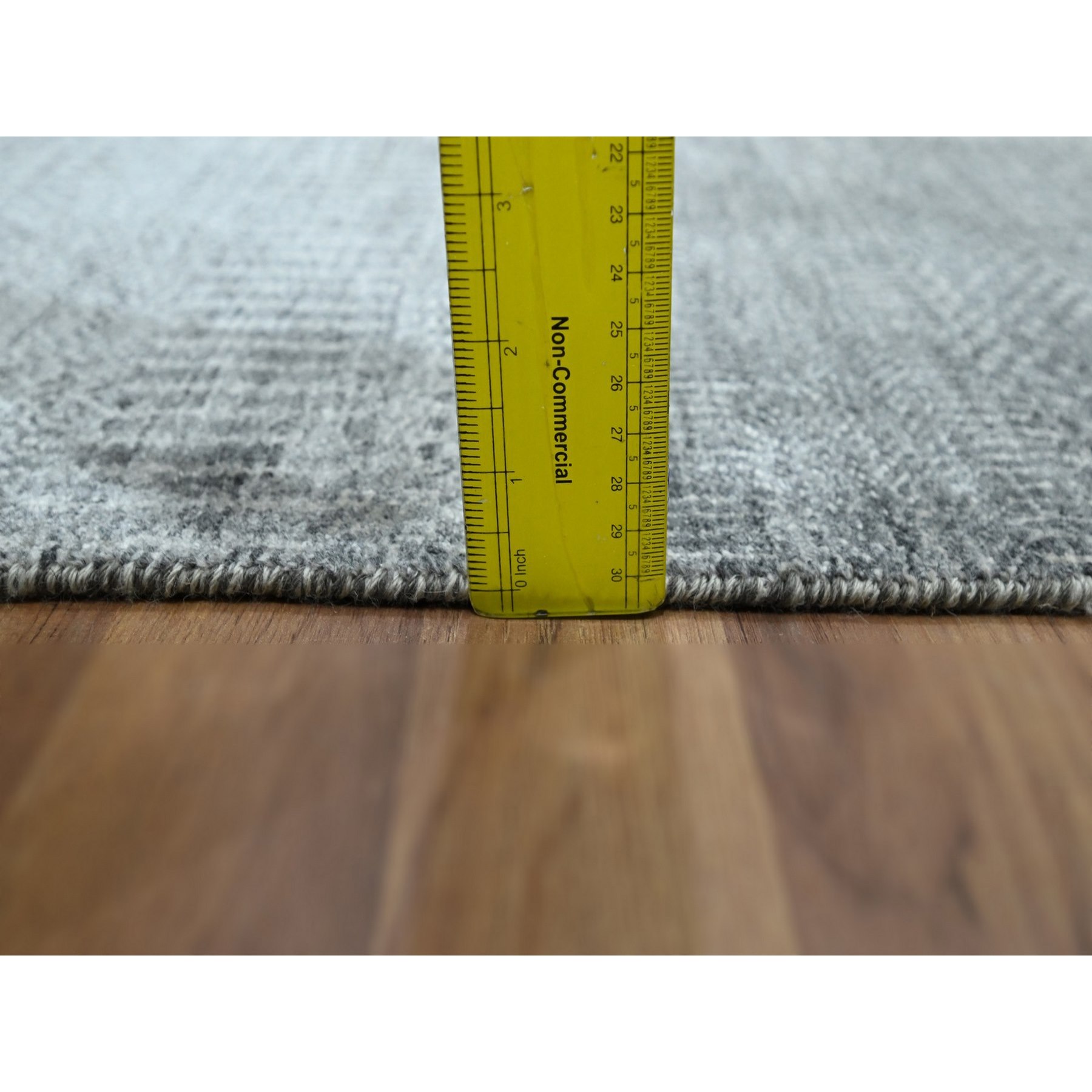 Modern-and-Contemporary-Hand-Knotted-Rug-383280