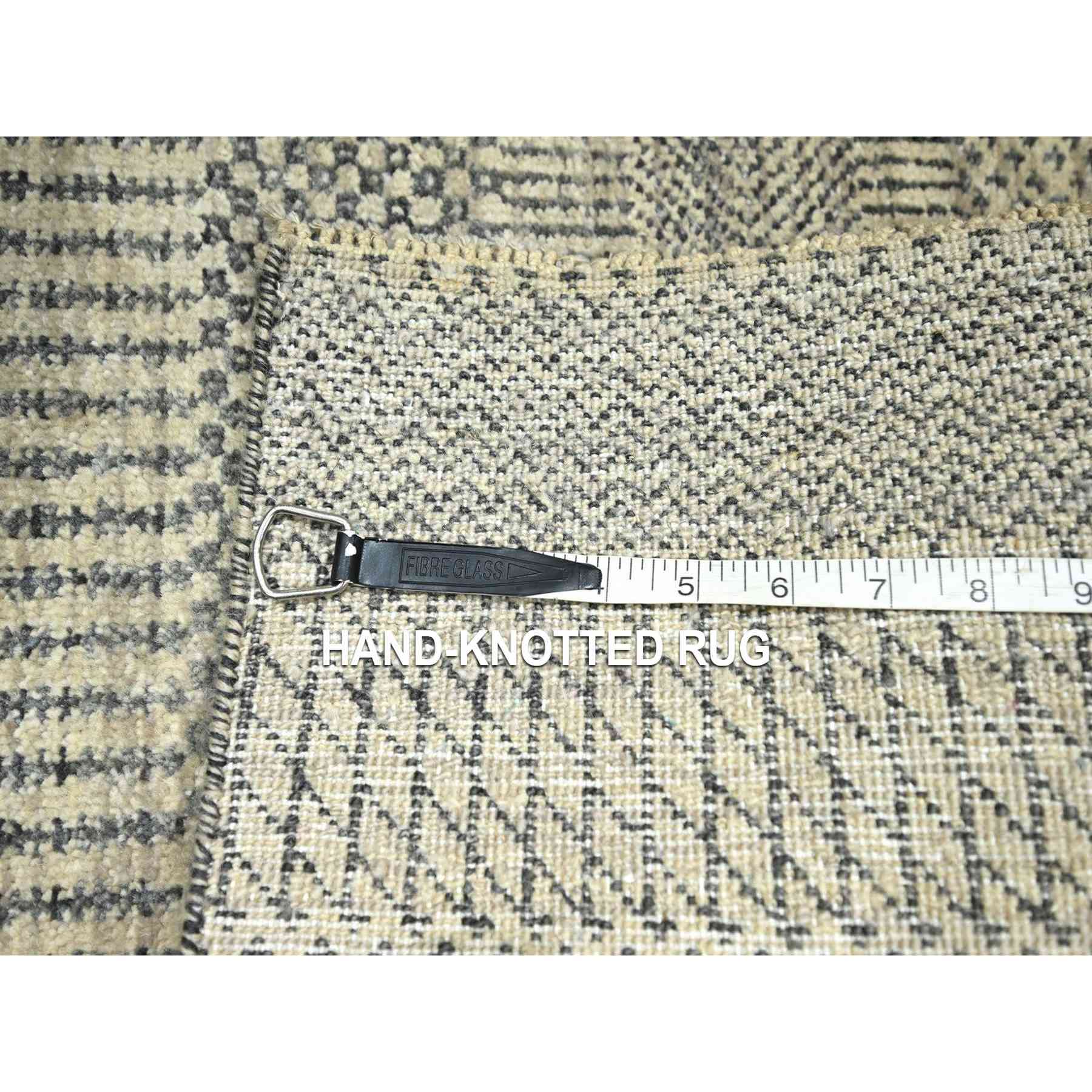 Modern-and-Contemporary-Hand-Knotted-Rug-383290