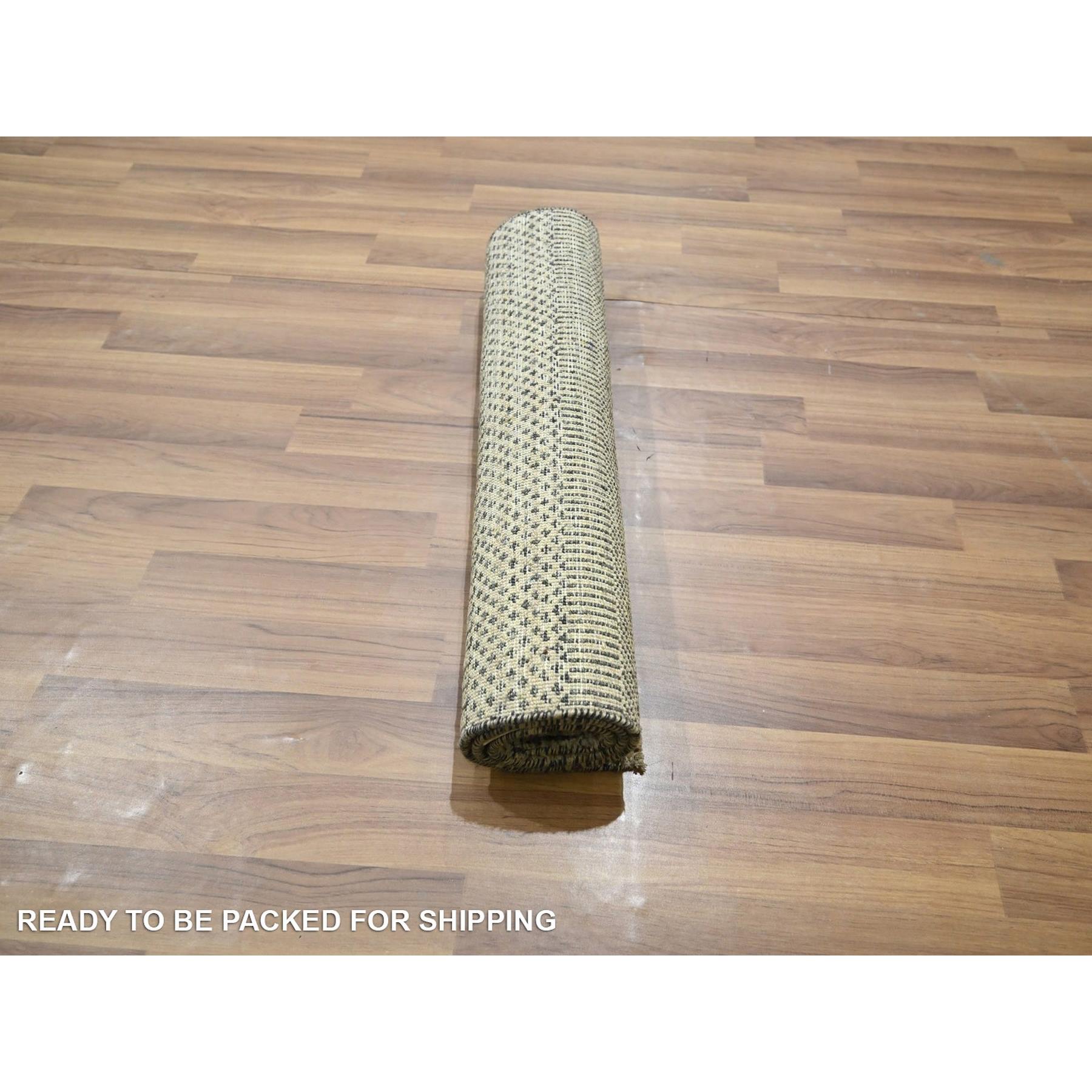 Modern-and-Contemporary-Hand-Knotted-Rug-383290