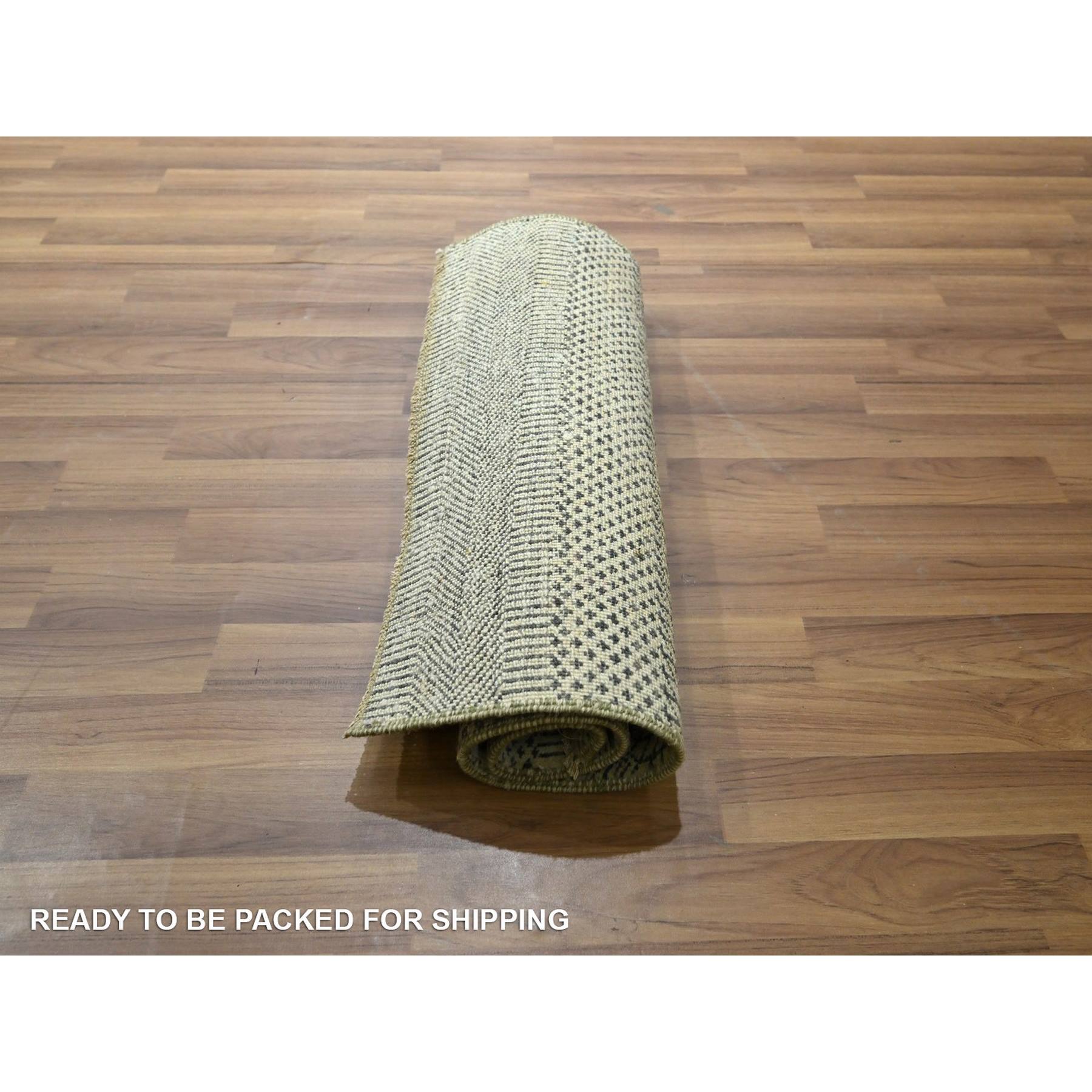 Modern-and-Contemporary-Hand-Knotted-Rug-383300