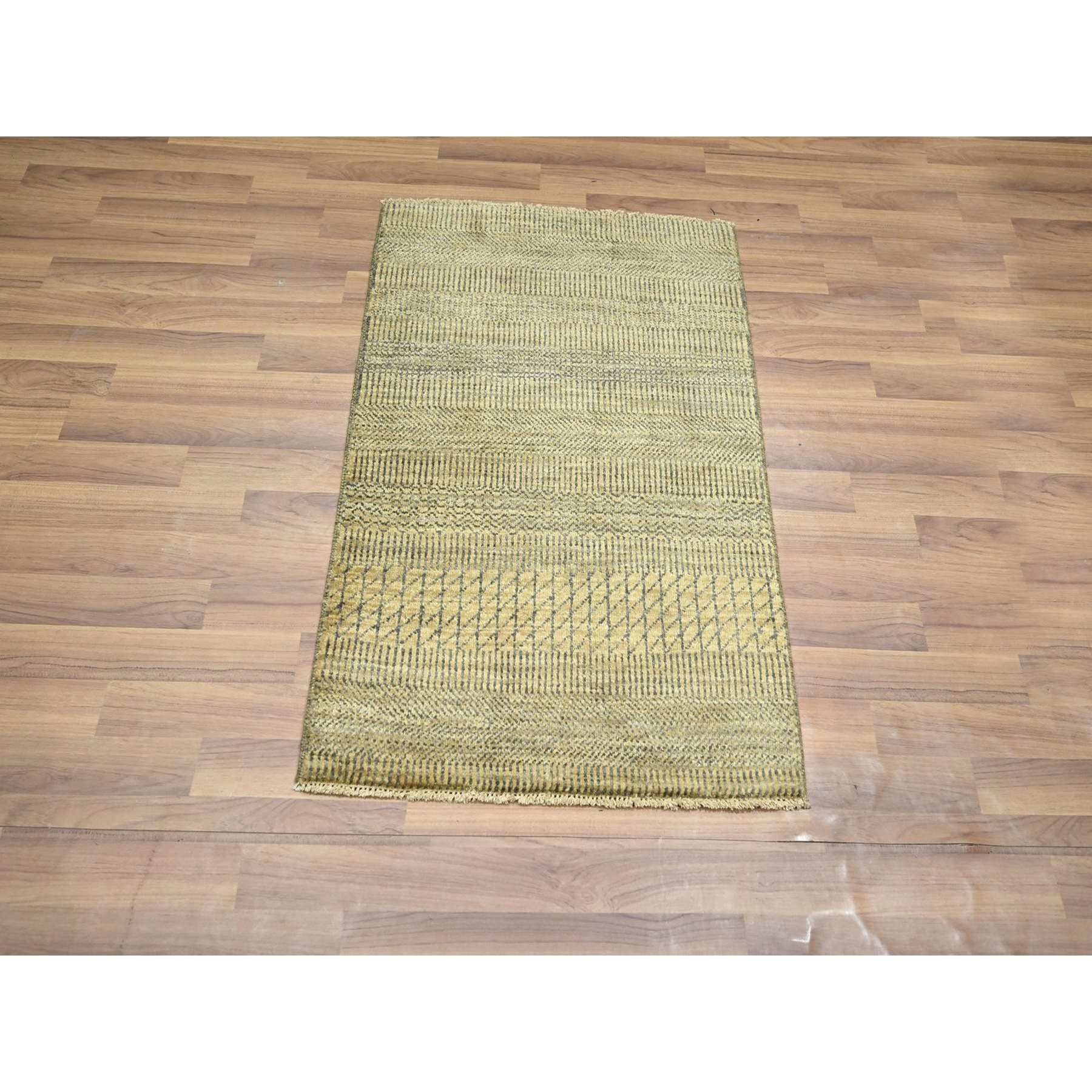 Modern-and-Contemporary-Hand-Knotted-Rug-383315