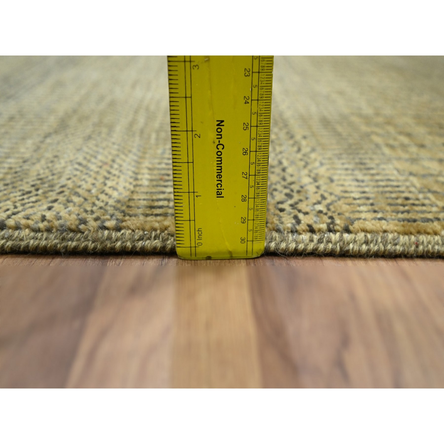 Modern-and-Contemporary-Hand-Knotted-Rug-383315