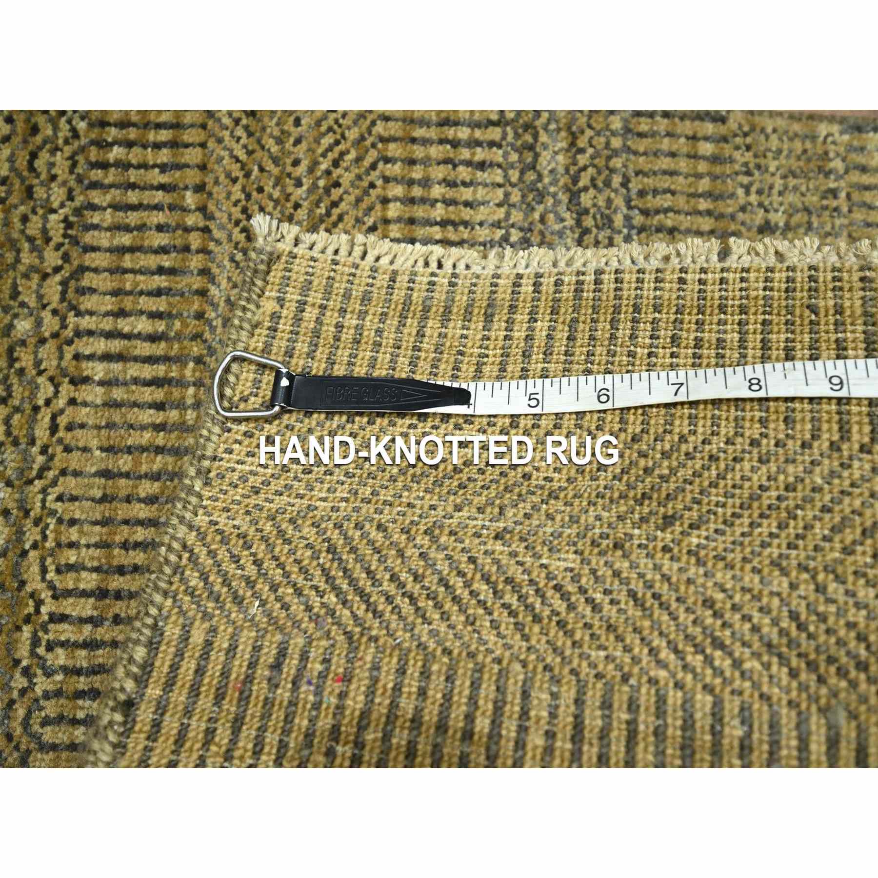 Modern-and-Contemporary-Hand-Knotted-Rug-383315