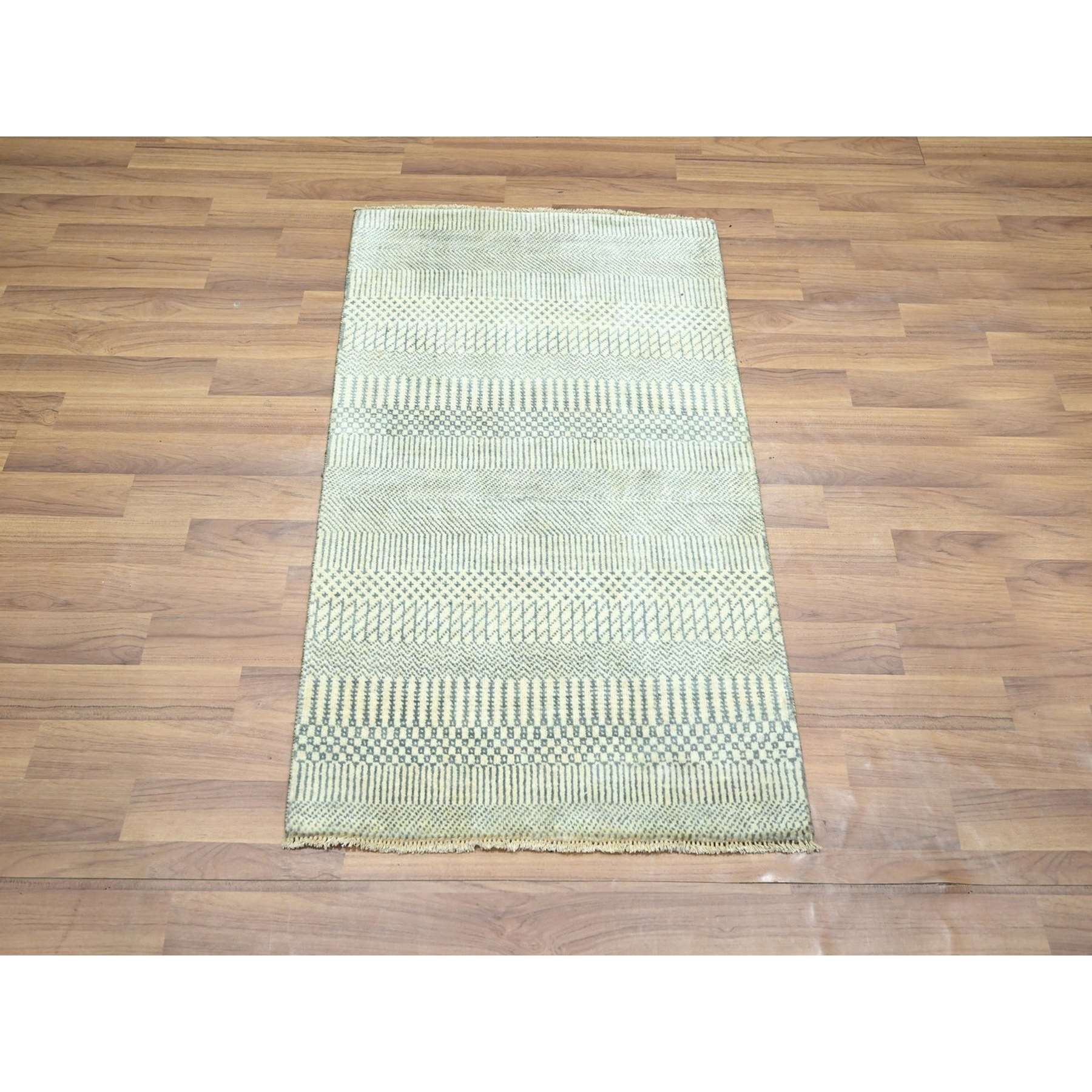 Modern-and-Contemporary-Hand-Knotted-Rug-383320