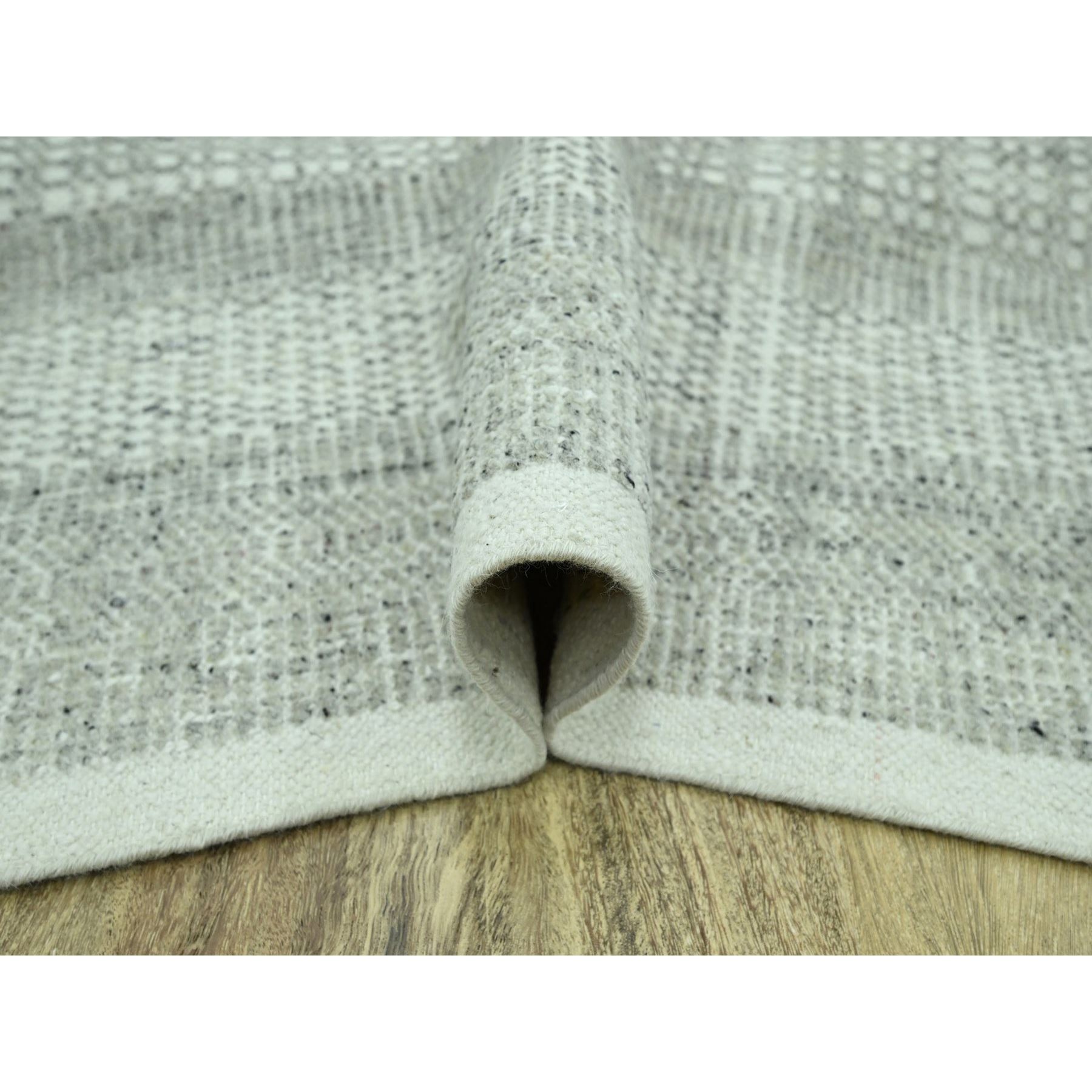 Modern-and-Contemporary-Hand-Knotted-Rug-383450