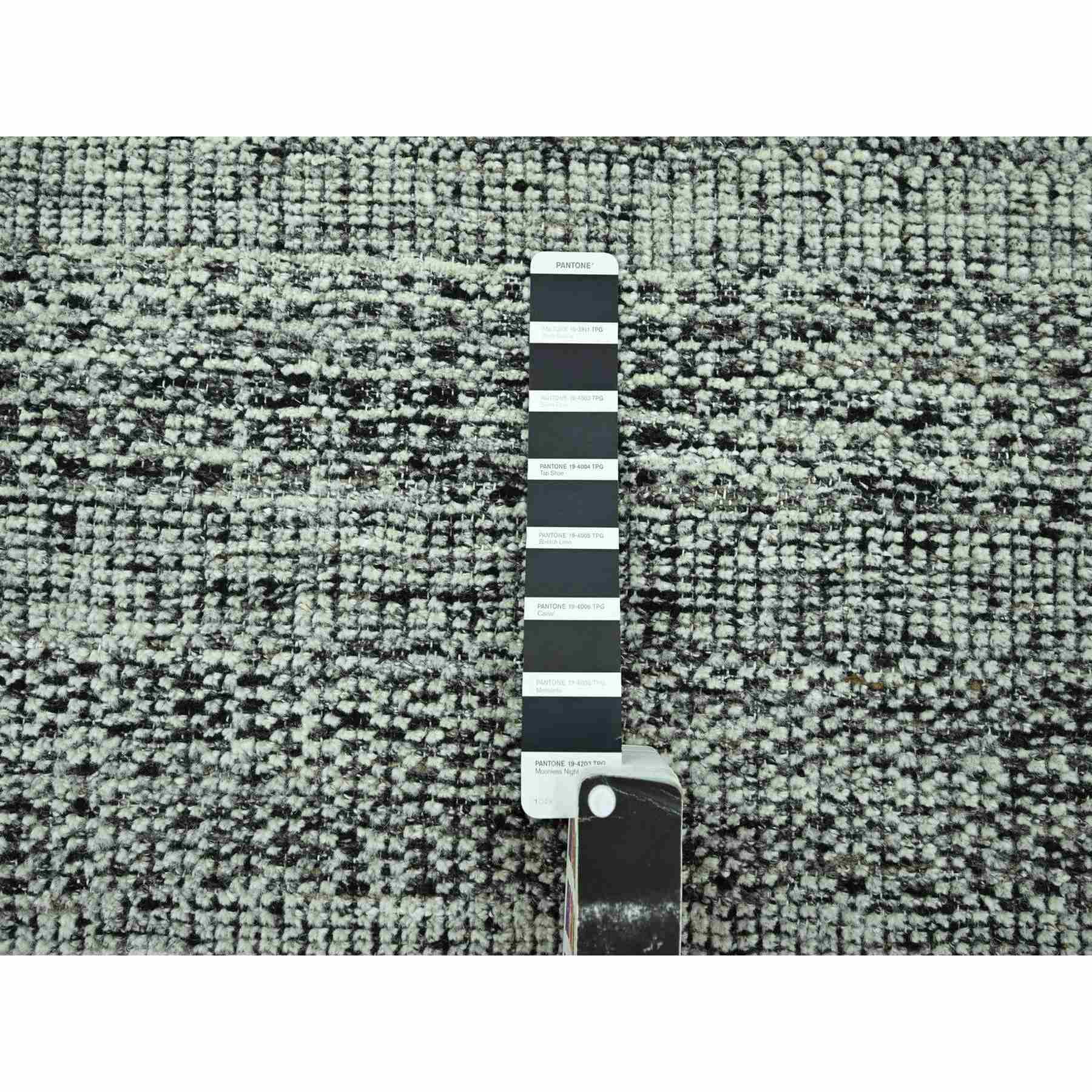 Modern-and-Contemporary-Hand-Knotted-Rug-383555