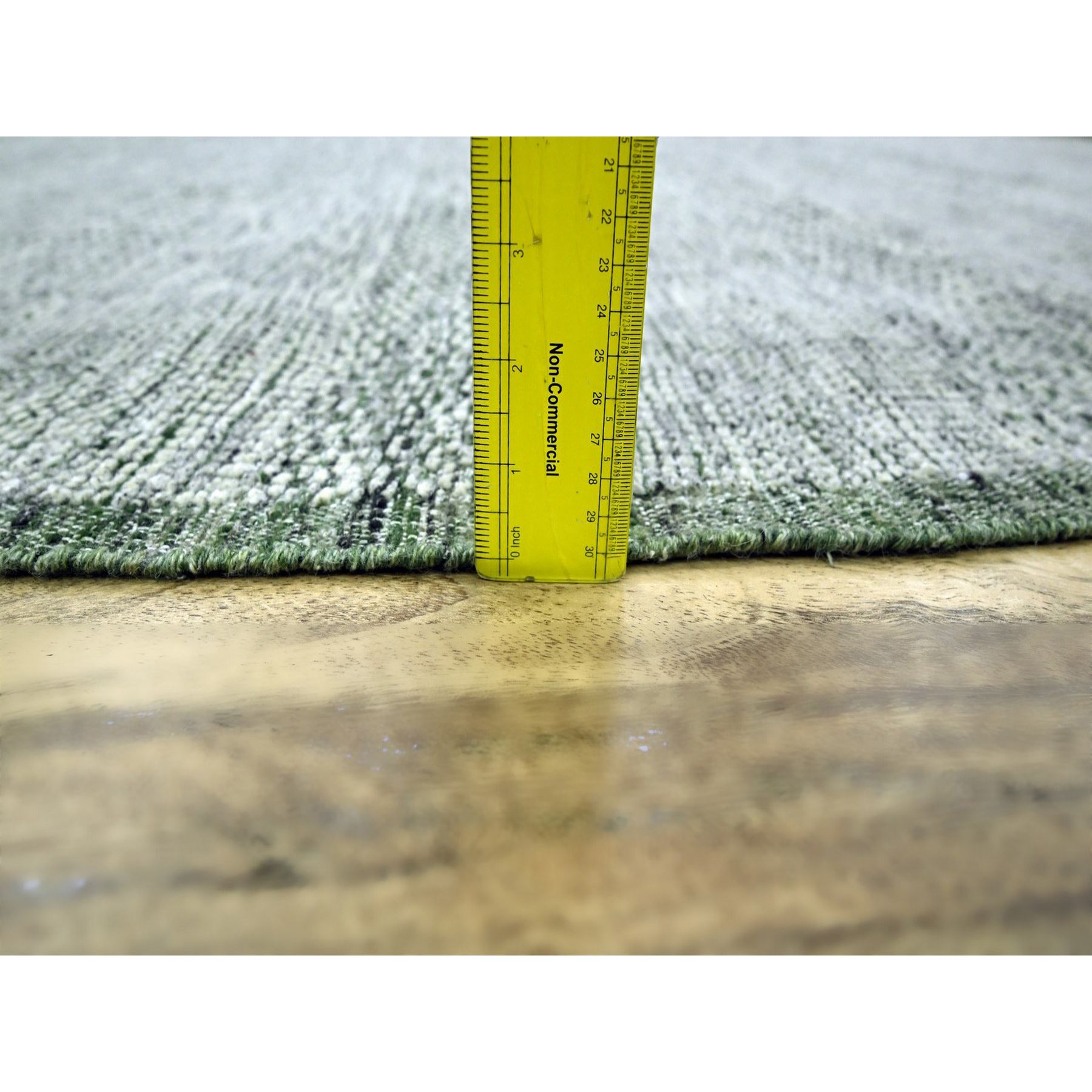 Modern-and-Contemporary-Hand-Knotted-Rug-383595