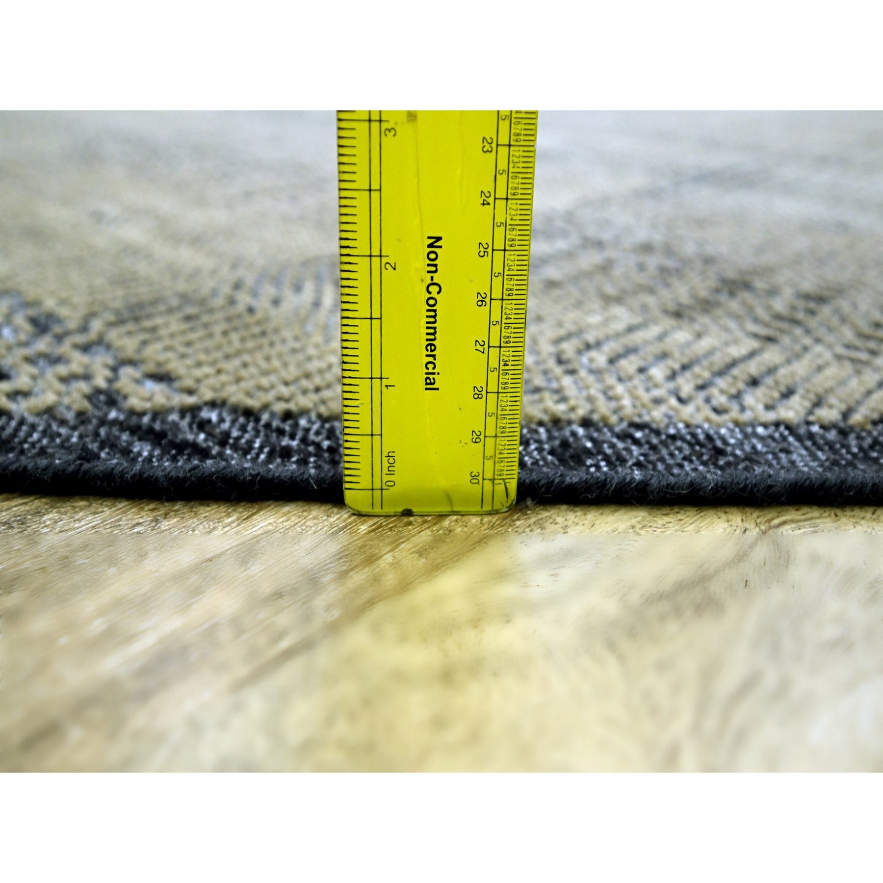 Modern-and-Contemporary-Hand-Knotted-Rug-383630