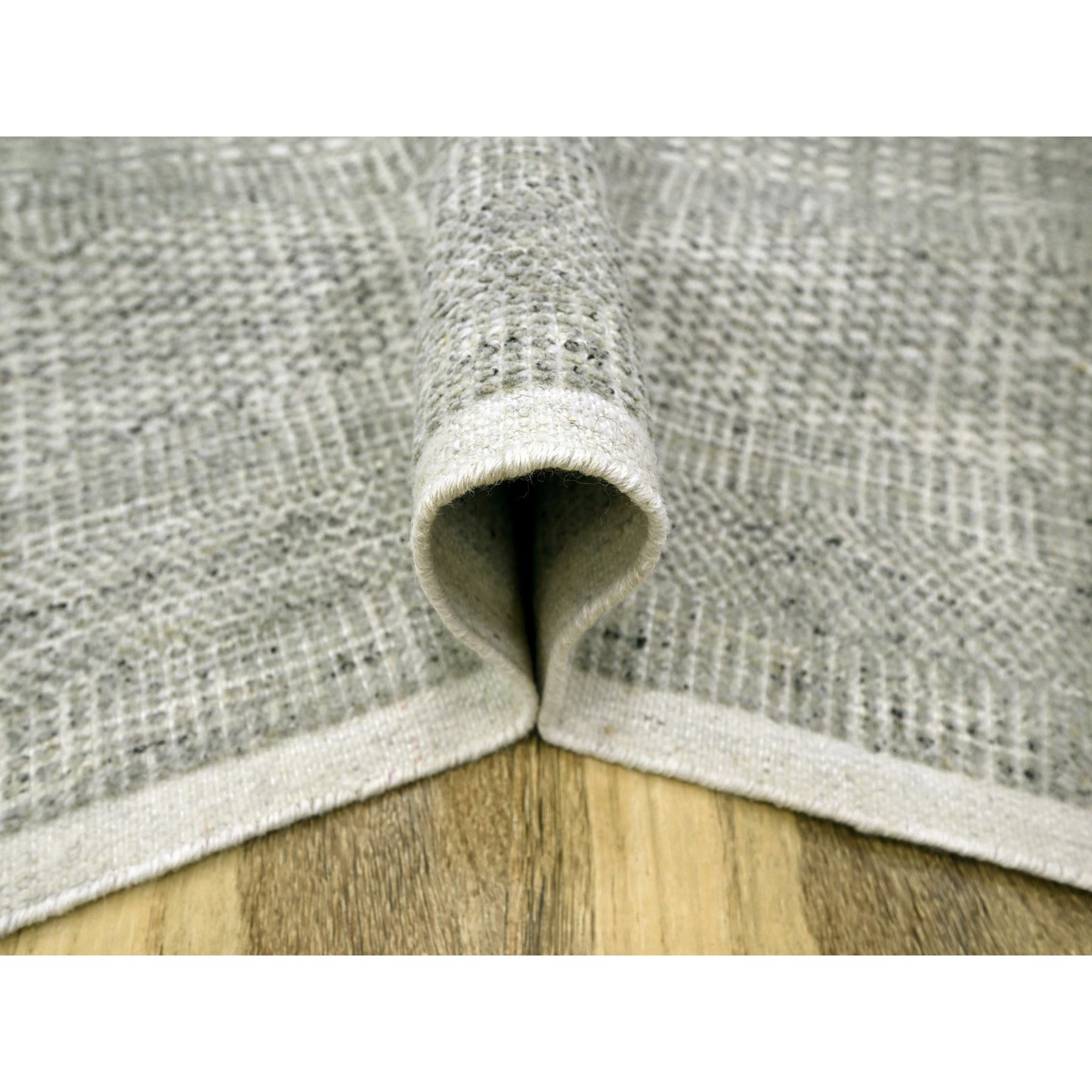 Modern-and-Contemporary-Hand-Knotted-Rug-383680