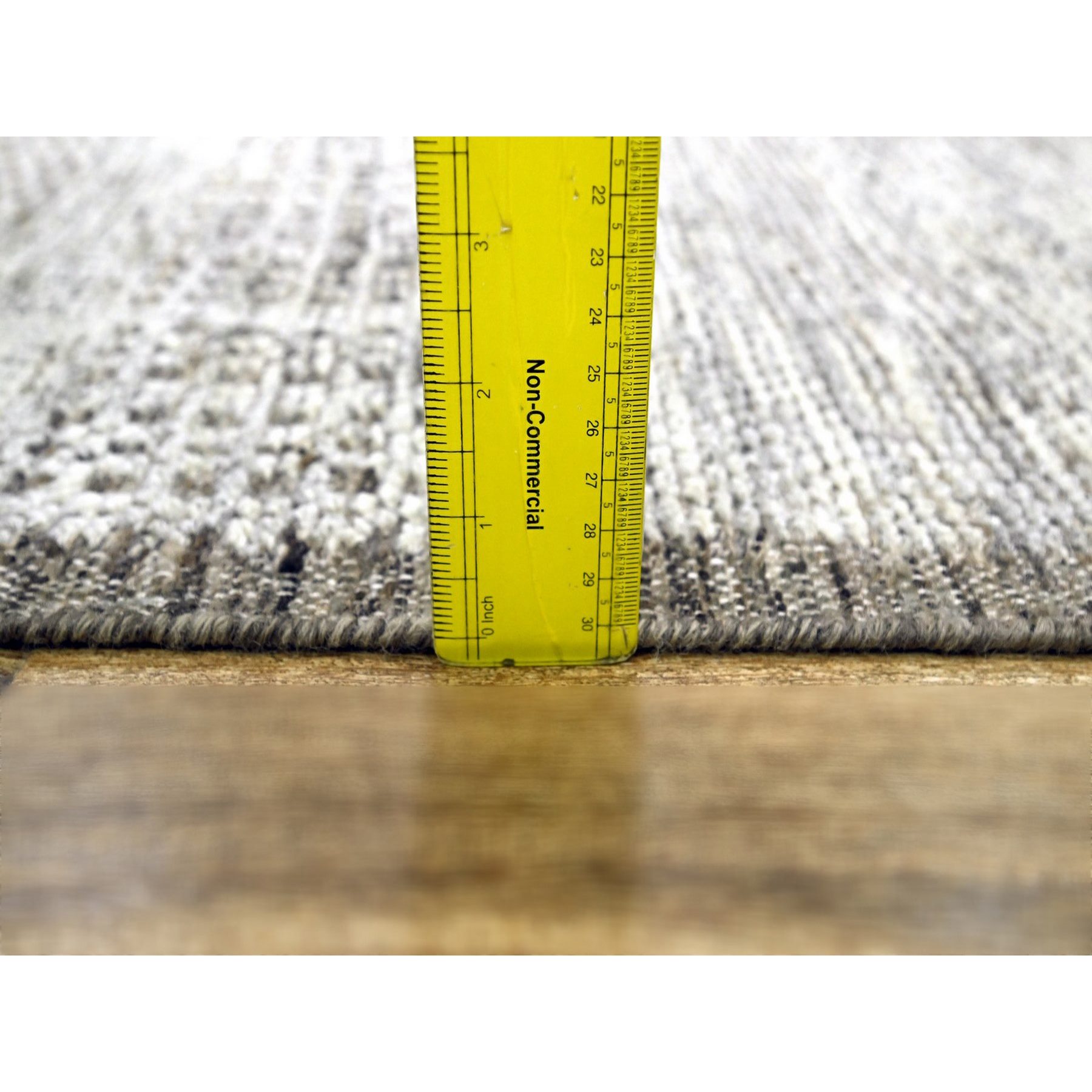 Modern-and-Contemporary-Hand-Knotted-Rug-383735