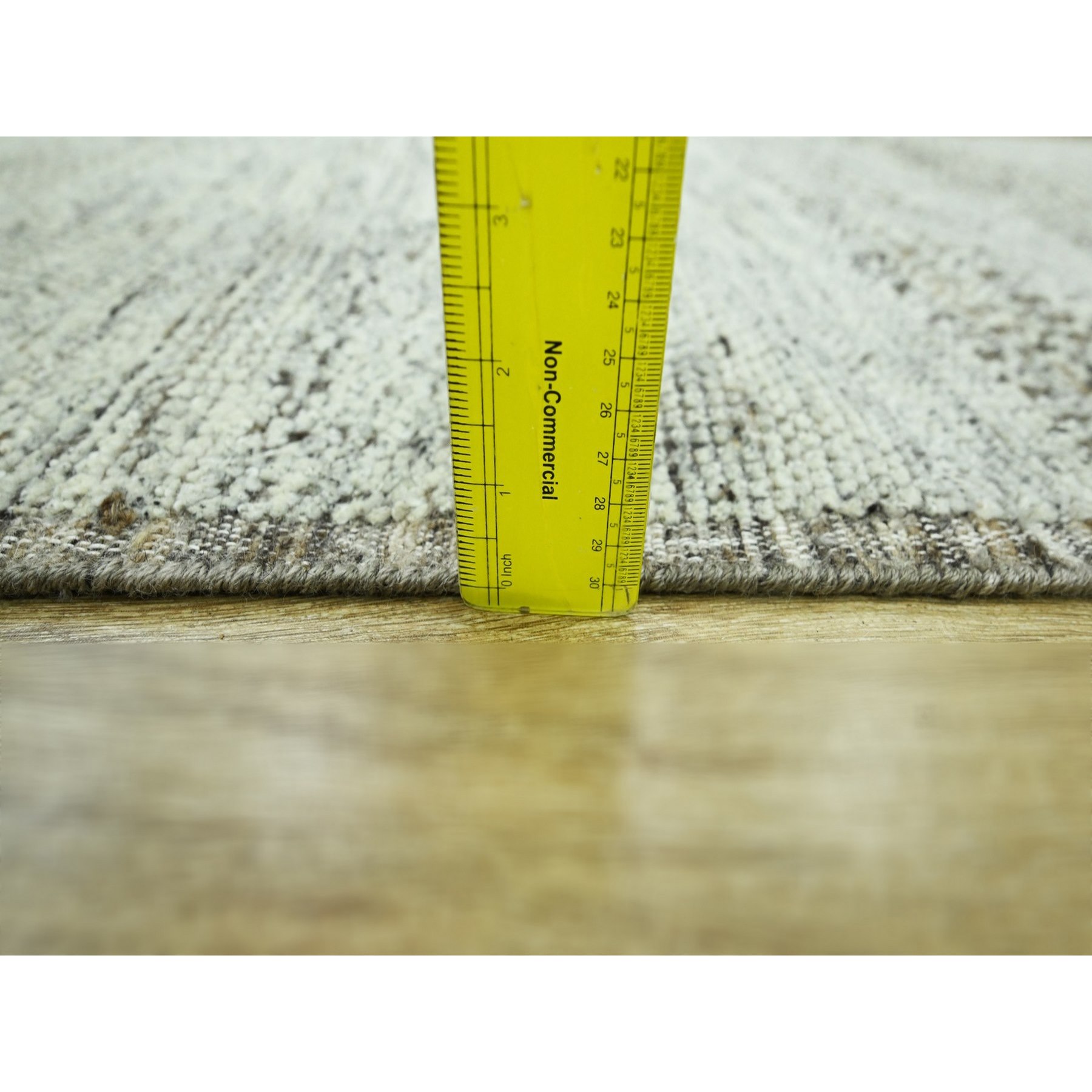 Modern-and-Contemporary-Hand-Knotted-Rug-383740