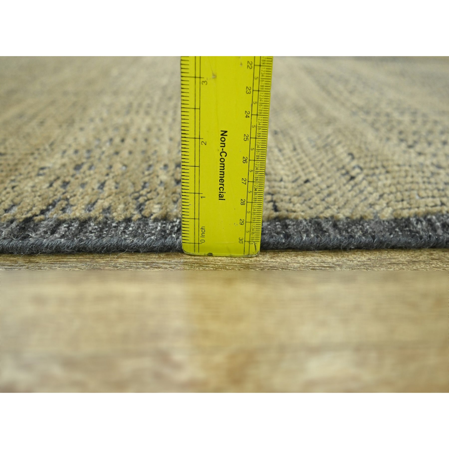 Modern-and-Contemporary-Hand-Knotted-Rug-383775