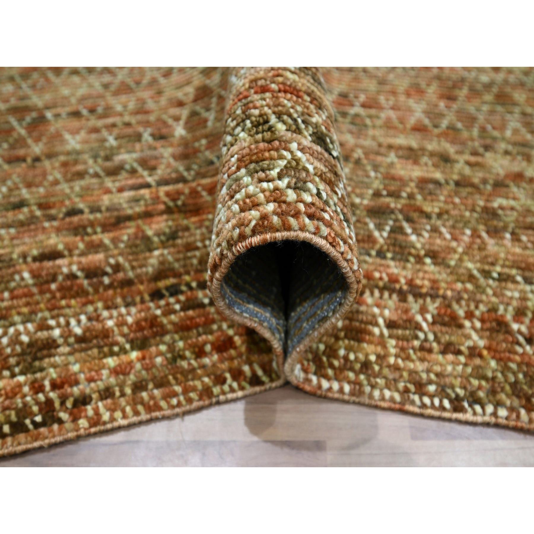 Modern-and-Contemporary-Hand-Knotted-Rug-384250