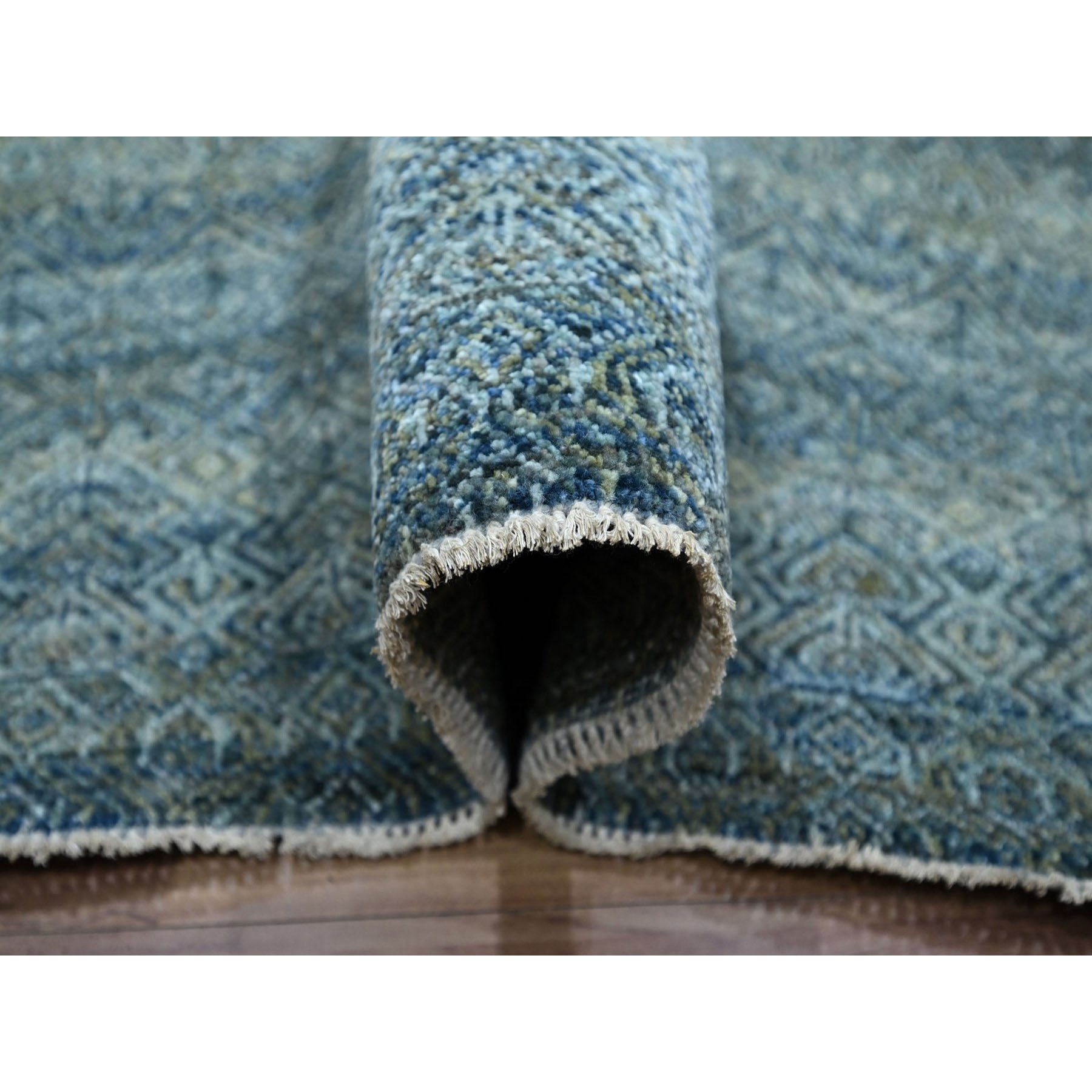 Modern-and-Contemporary-Hand-Knotted-Rug-384280