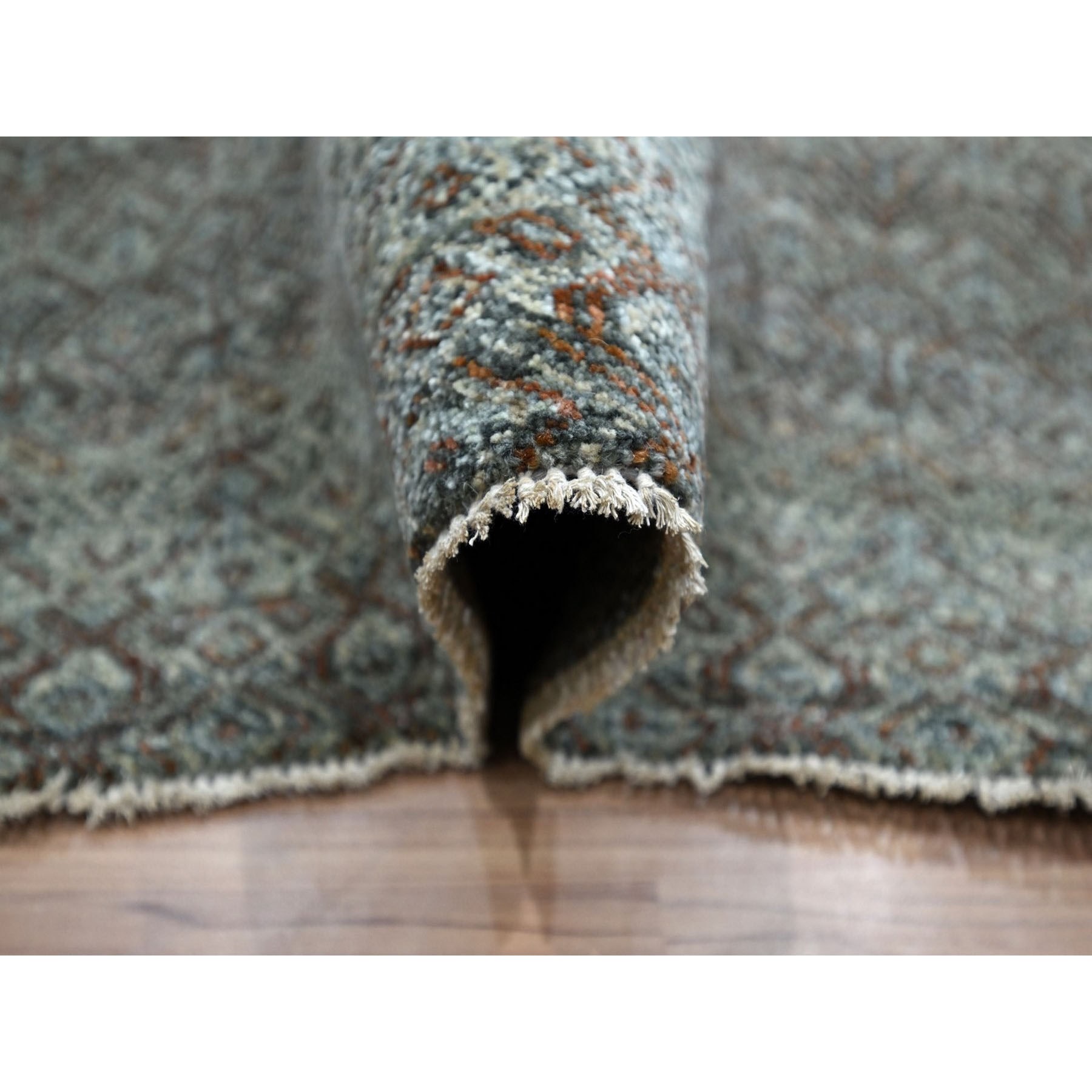 Modern-and-Contemporary-Hand-Knotted-Rug-384295