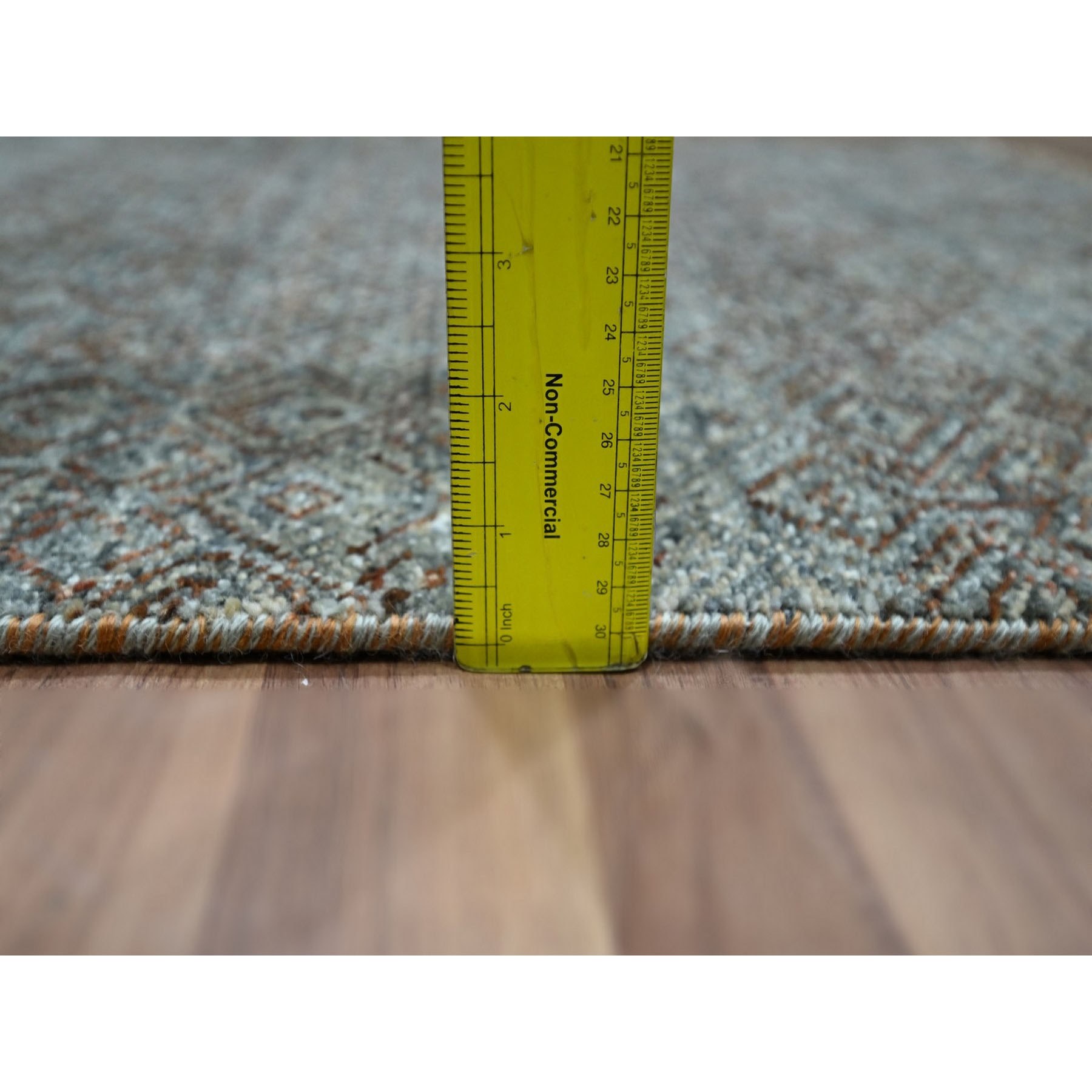 Modern-and-Contemporary-Hand-Knotted-Rug-384375