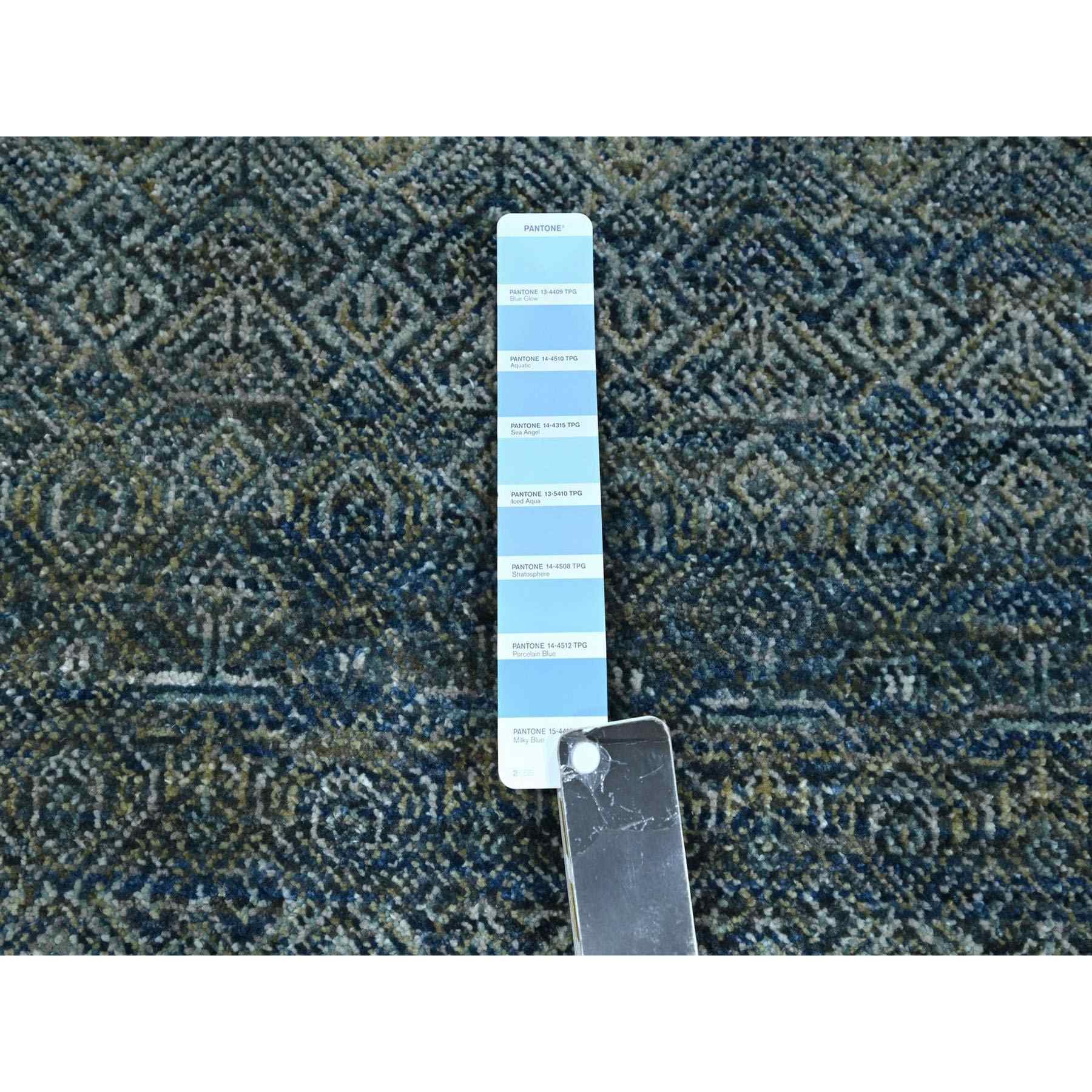 Modern-and-Contemporary-Hand-Knotted-Rug-384380