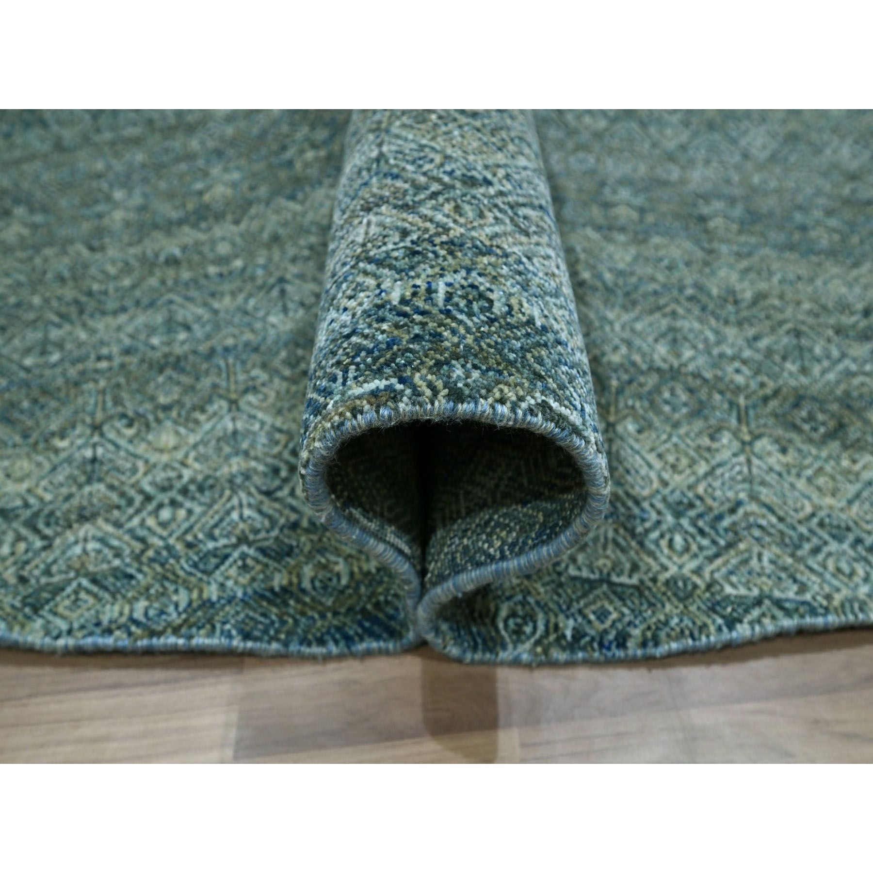 Modern-and-Contemporary-Hand-Knotted-Rug-384525