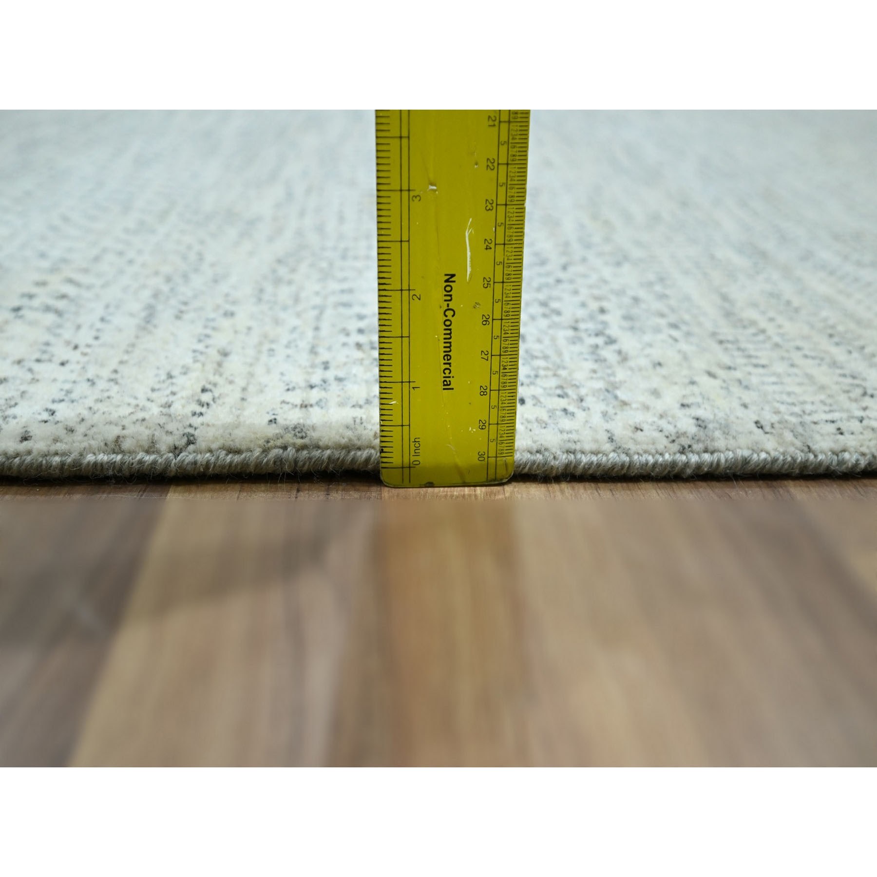 Modern-and-Contemporary-Hand-Knotted-Rug-384580
