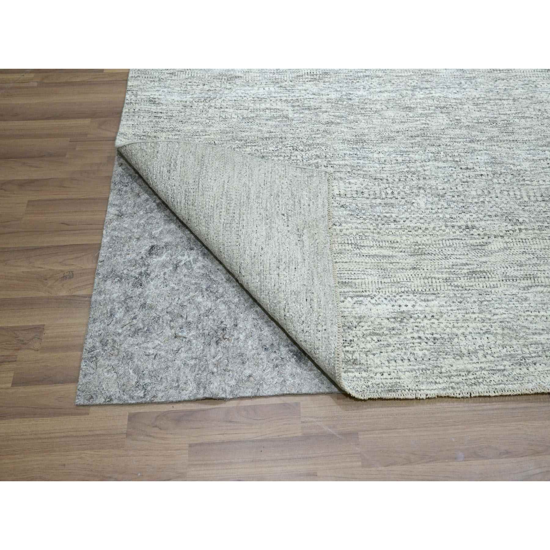 Modern-and-Contemporary-Hand-Knotted-Rug-384585