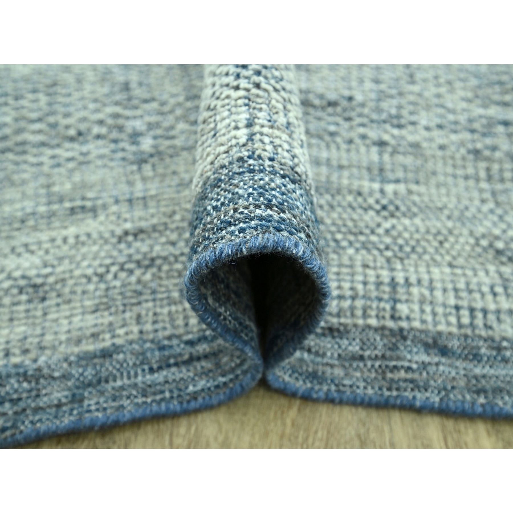 Modern-and-Contemporary-Hand-Knotted-Rug-384605