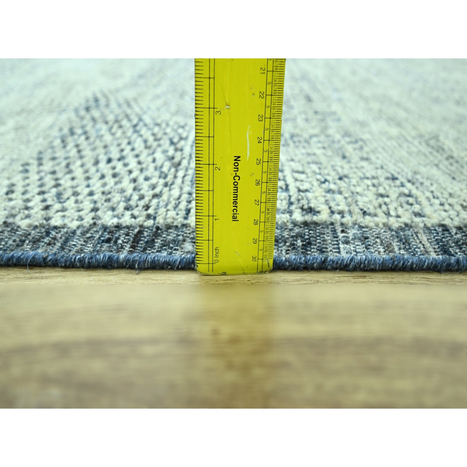 Modern-and-Contemporary-Hand-Knotted-Rug-384610