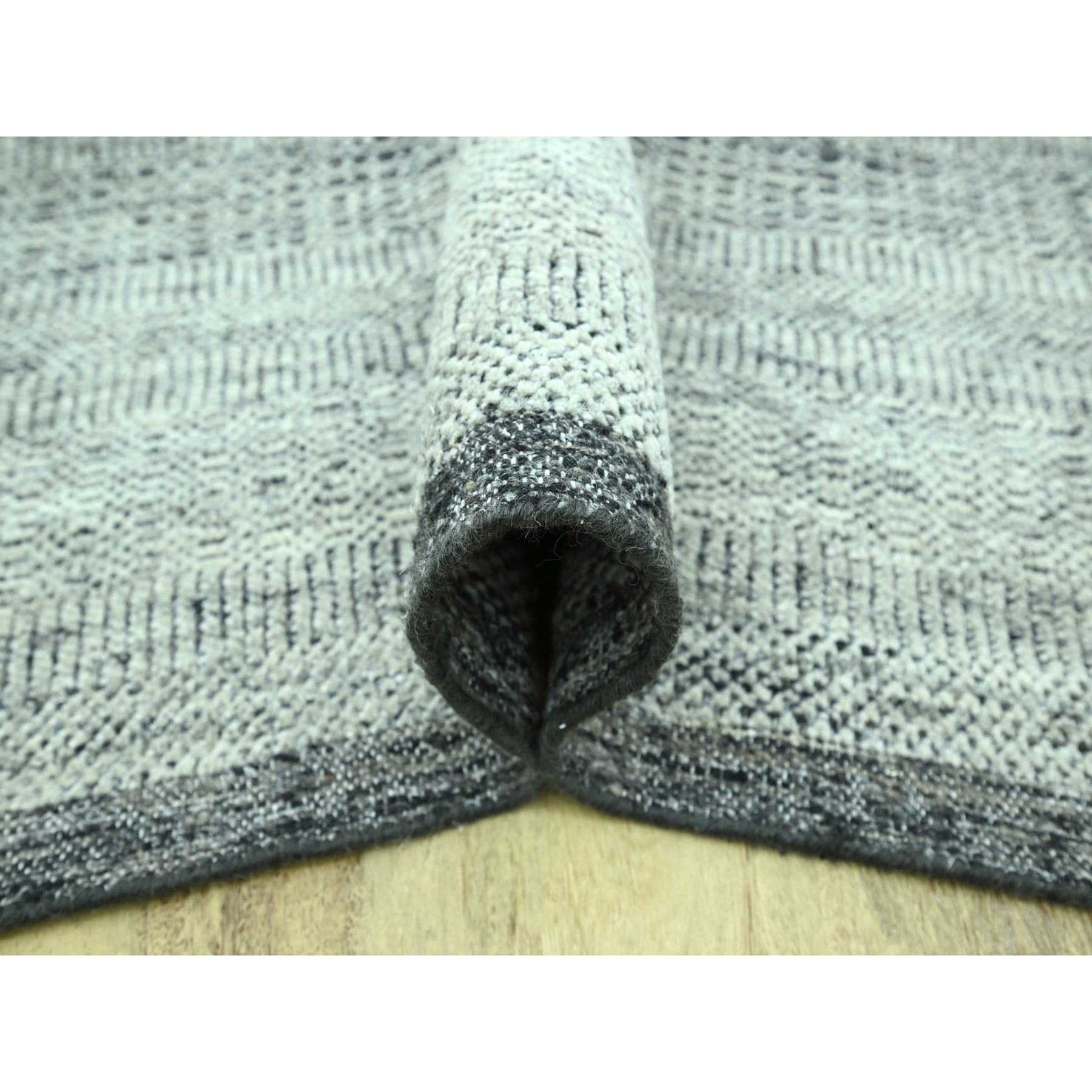 Modern-and-Contemporary-Hand-Knotted-Rug-384745
