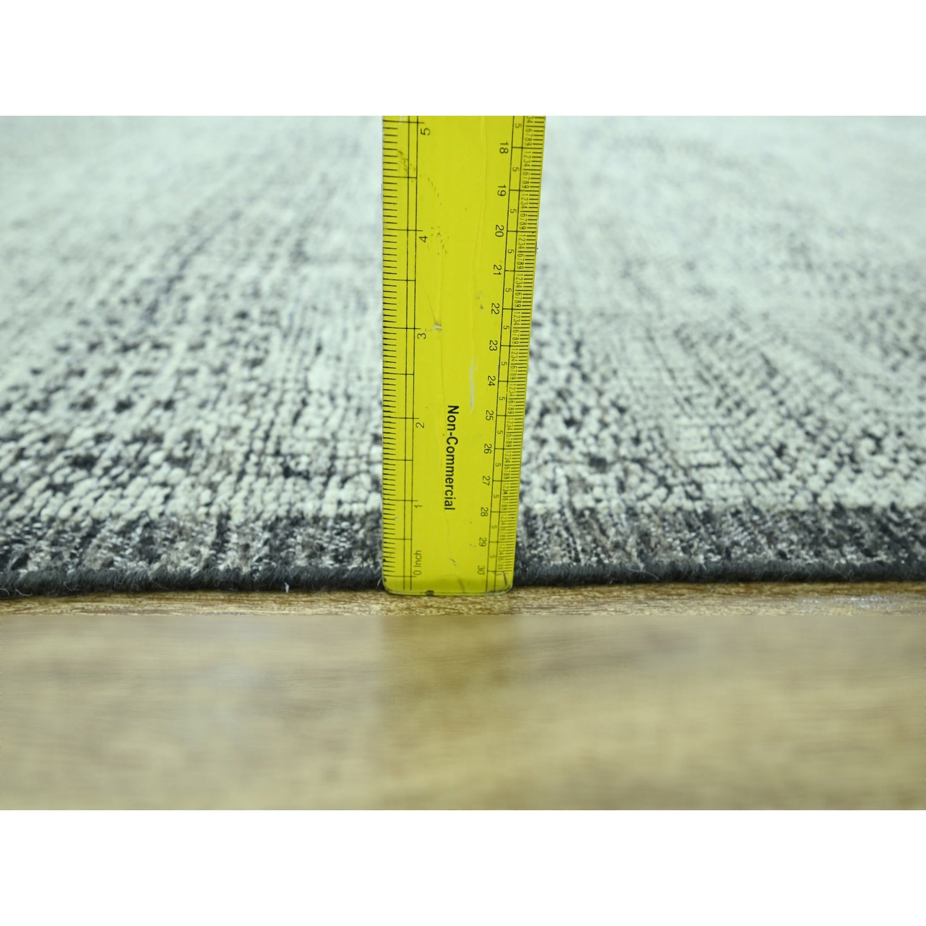 Modern-and-Contemporary-Hand-Knotted-Rug-384755
