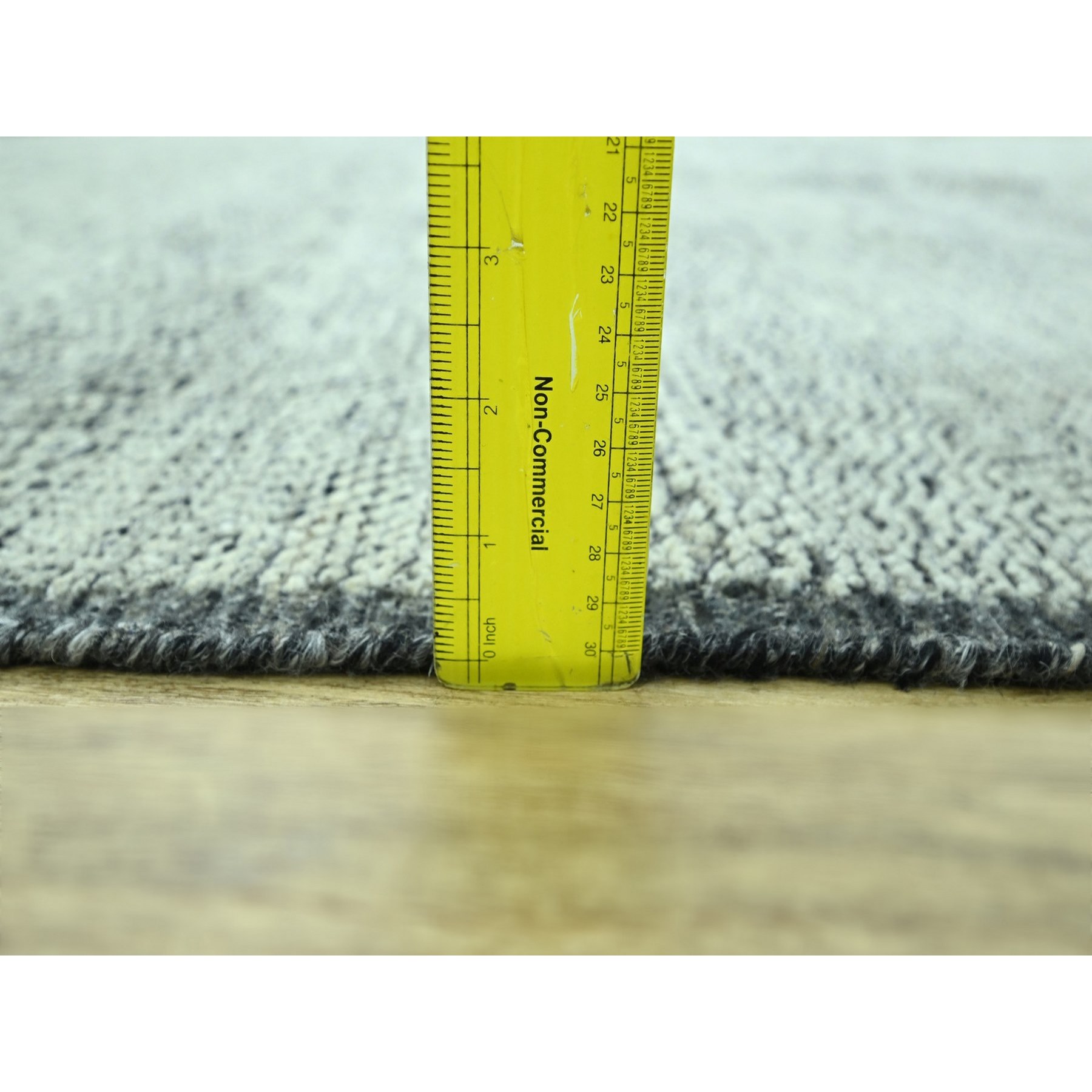 Modern-and-Contemporary-Hand-Knotted-Rug-384760