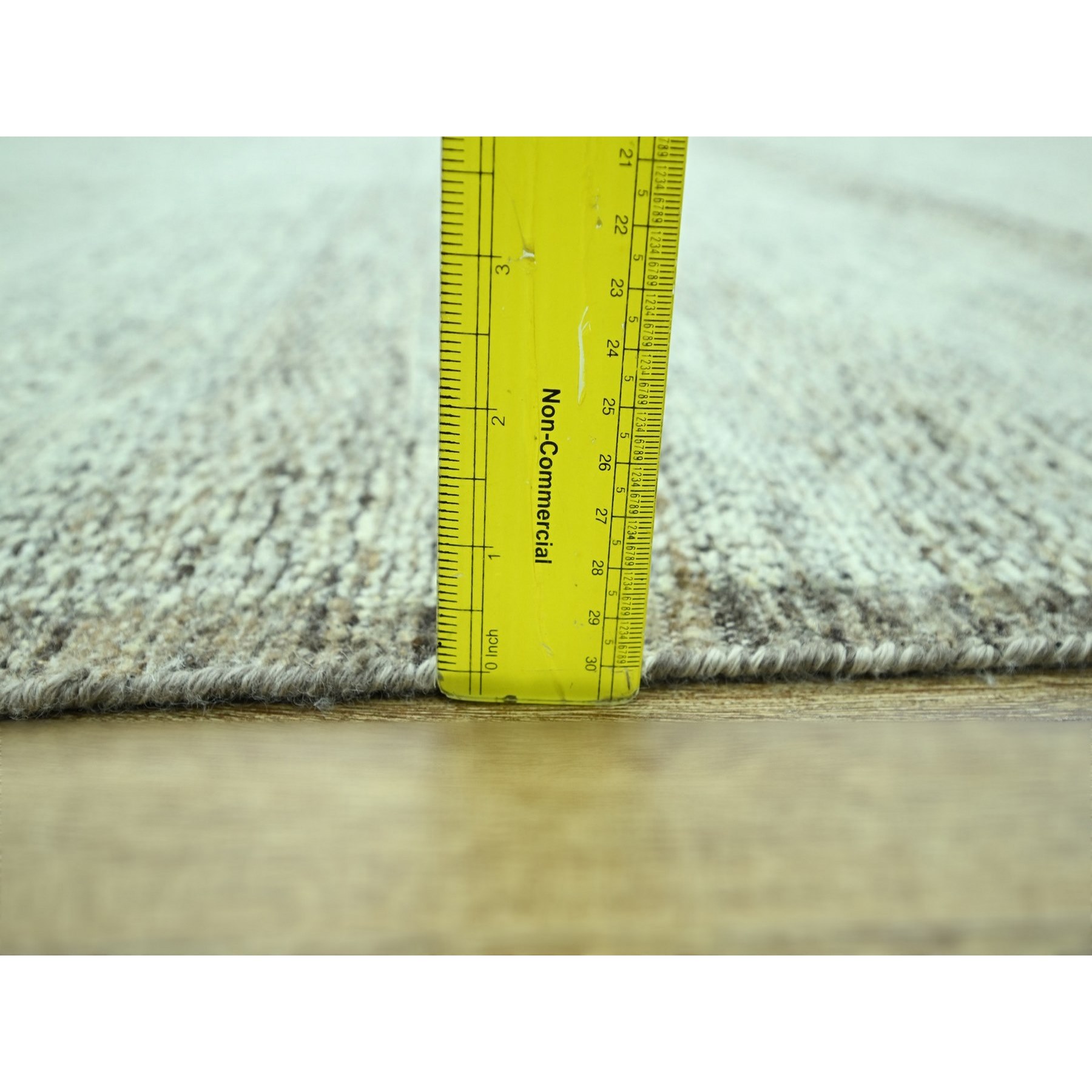 Modern-and-Contemporary-Hand-Knotted-Rug-384800