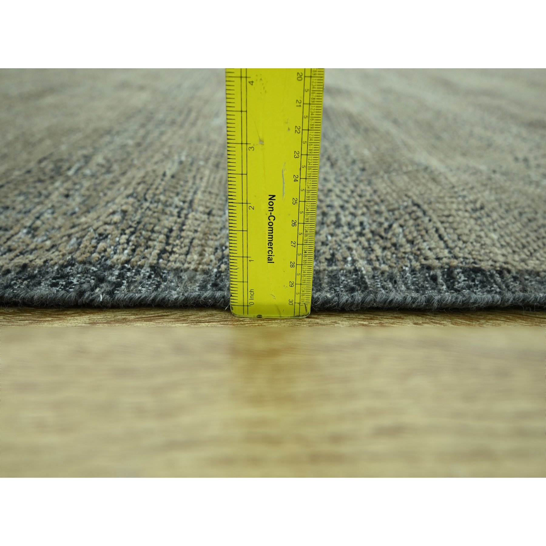 Modern-and-Contemporary-Hand-Knotted-Rug-384850