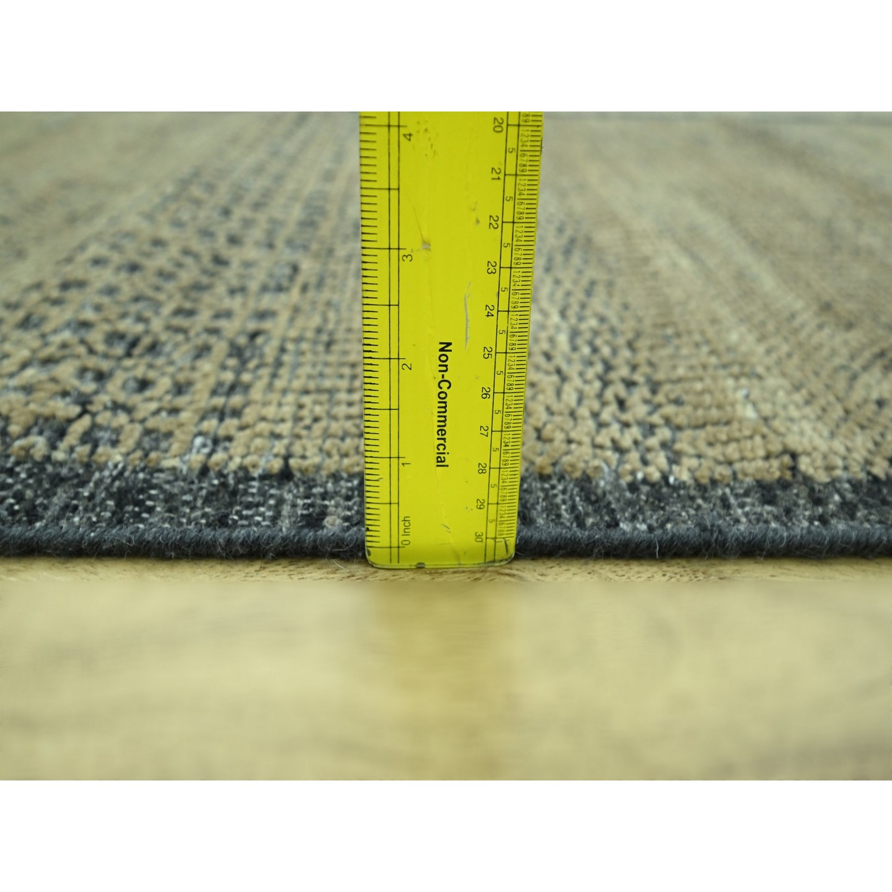 Modern-and-Contemporary-Hand-Knotted-Rug-384860
