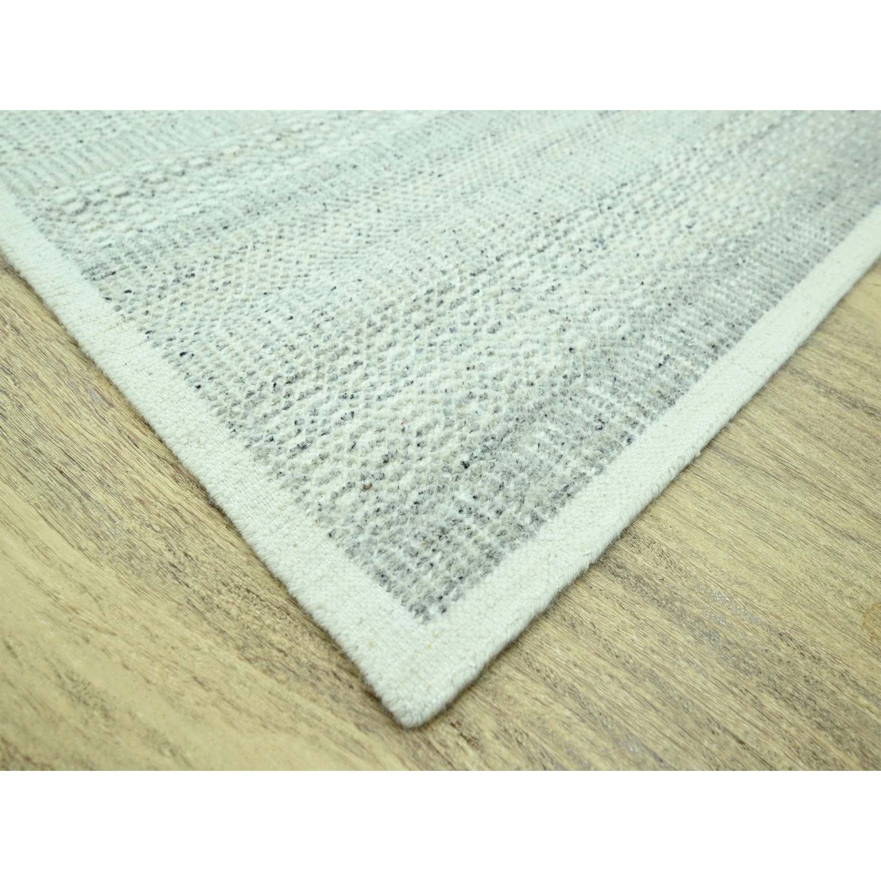 Modern-and-Contemporary-Hand-Knotted-Rug-384885