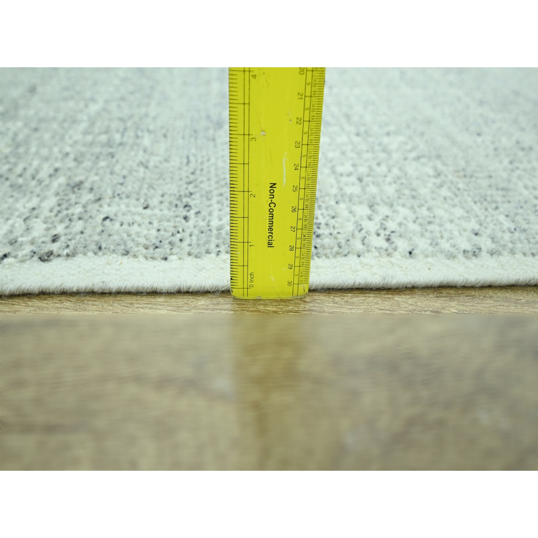 Modern-and-Contemporary-Hand-Knotted-Rug-384890
