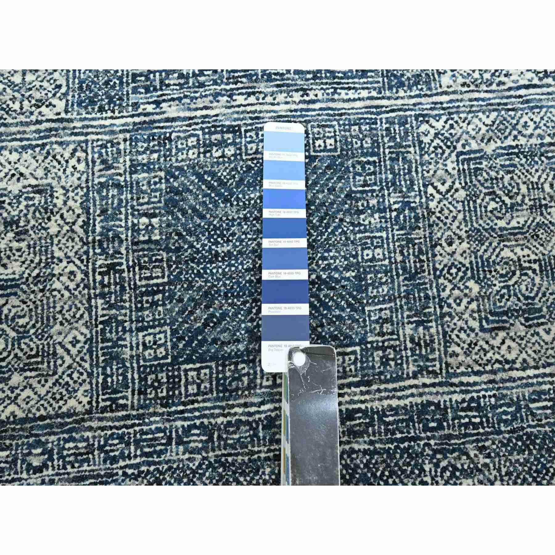 Transitional-Hand-Knotted-Rug-382800