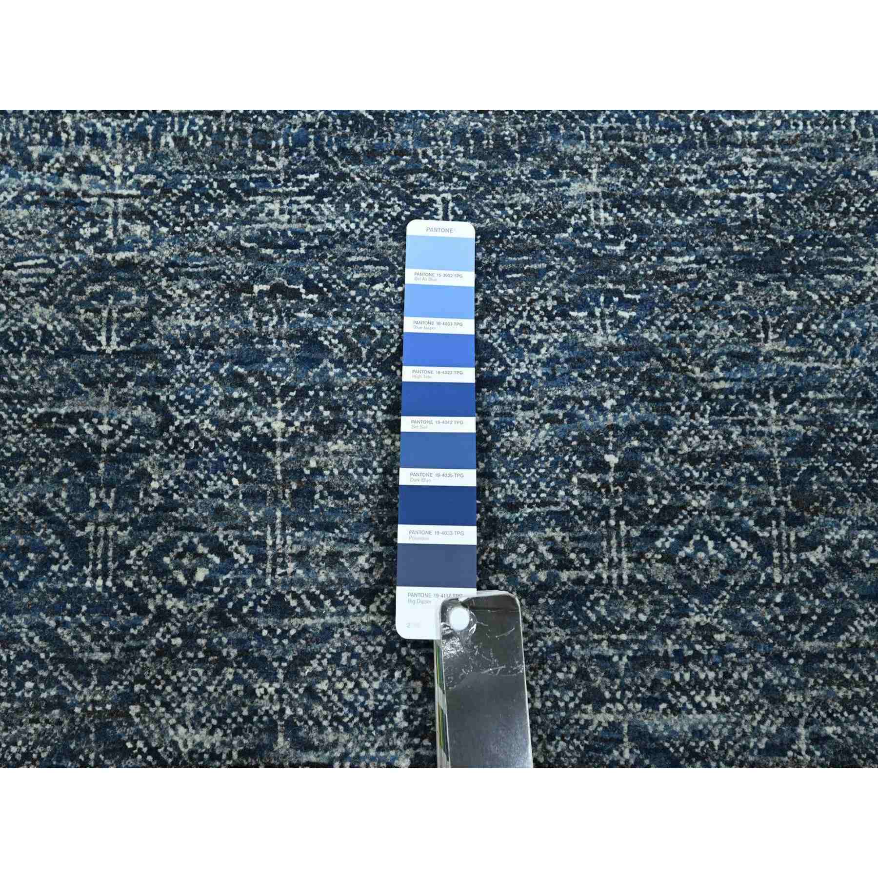 Transitional-Hand-Knotted-Rug-382810