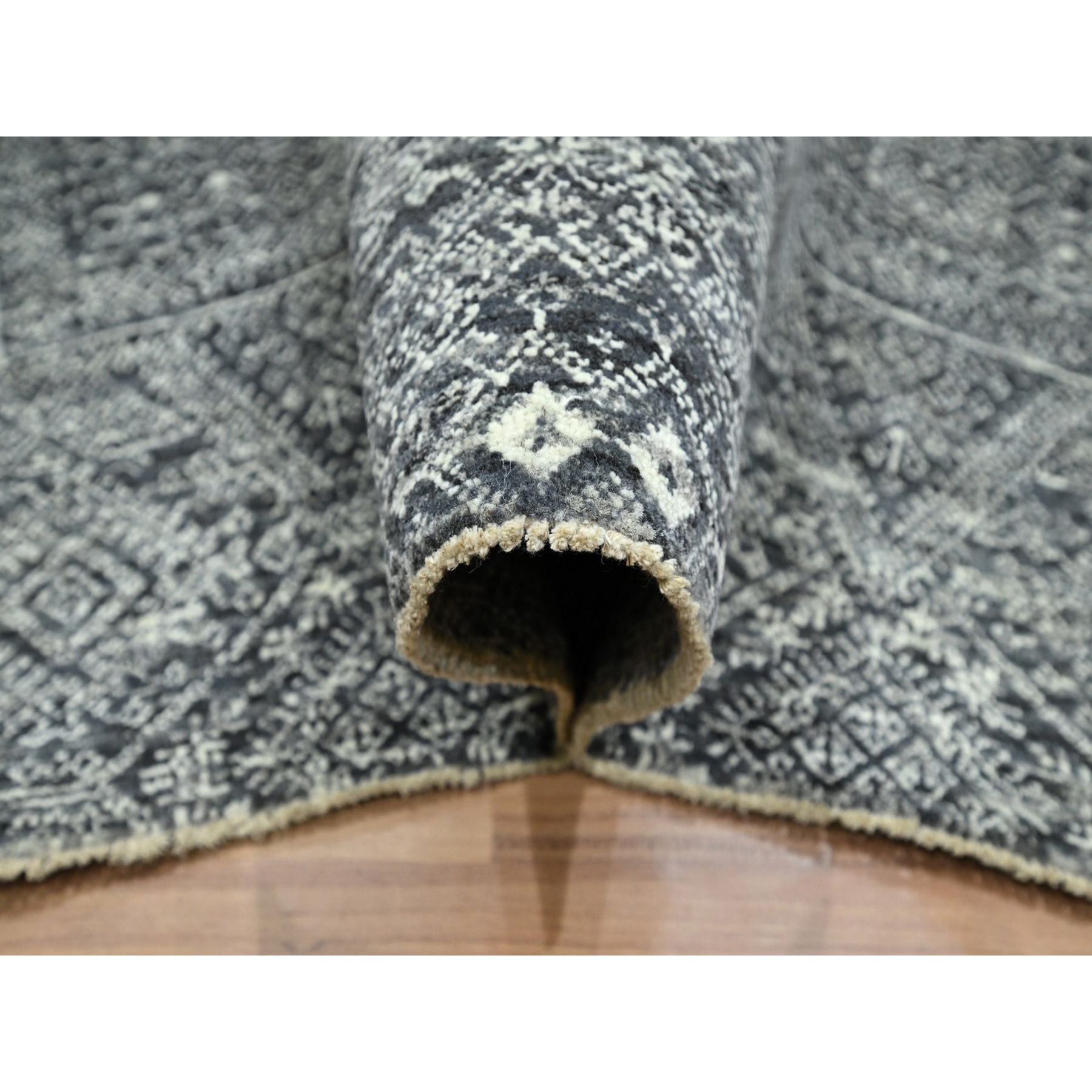 Transitional-Hand-Knotted-Rug-382830