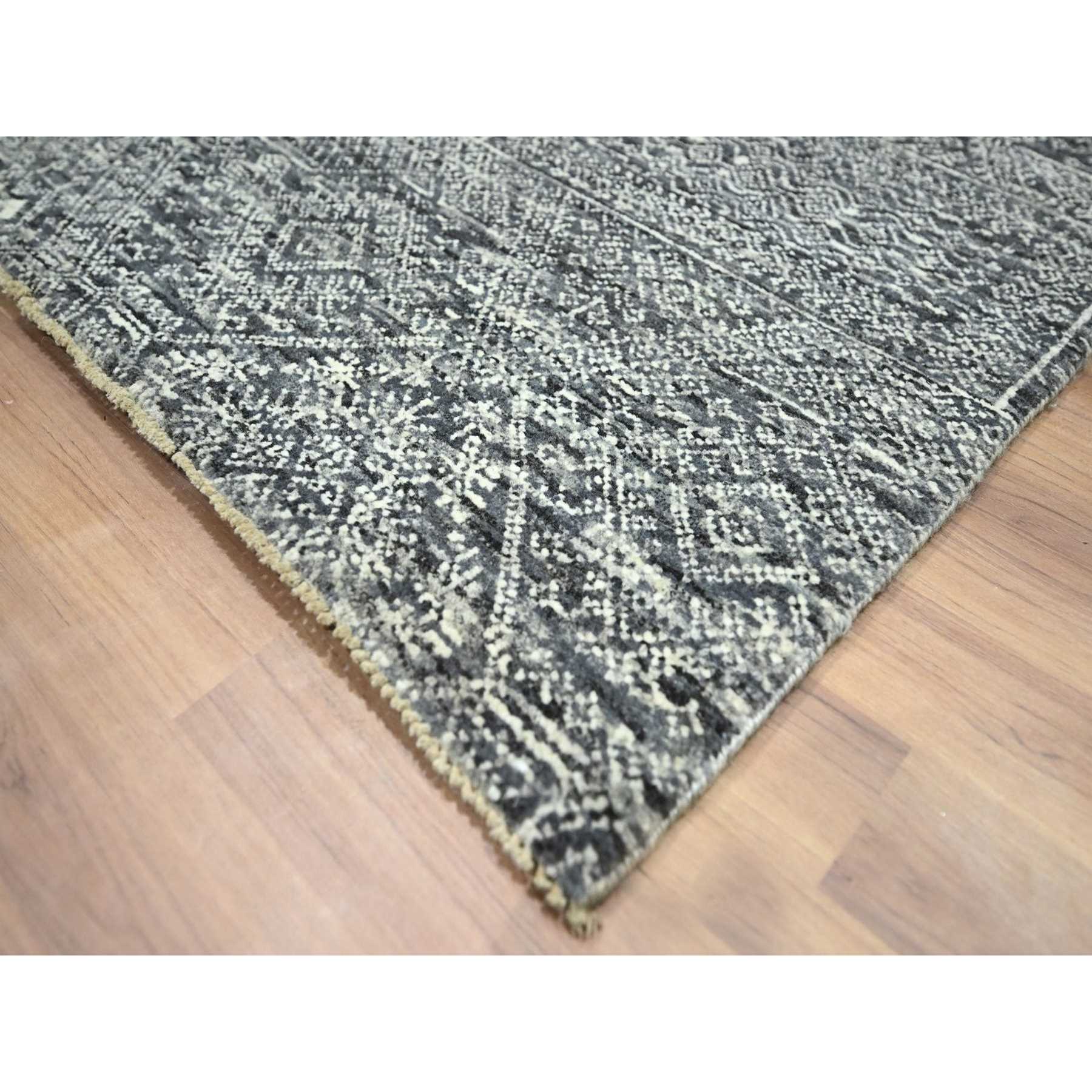 Transitional-Hand-Knotted-Rug-382830