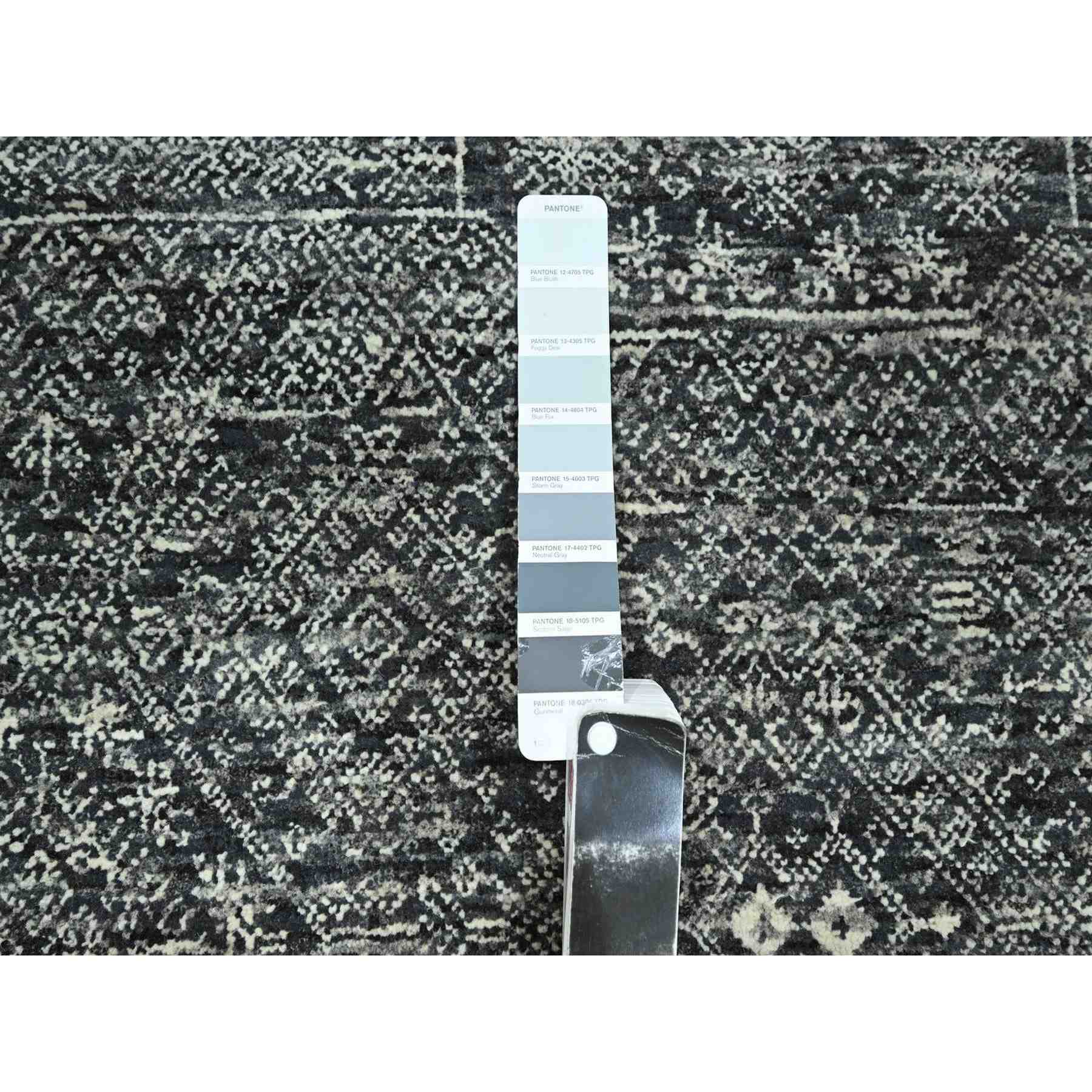 Transitional-Hand-Knotted-Rug-382830