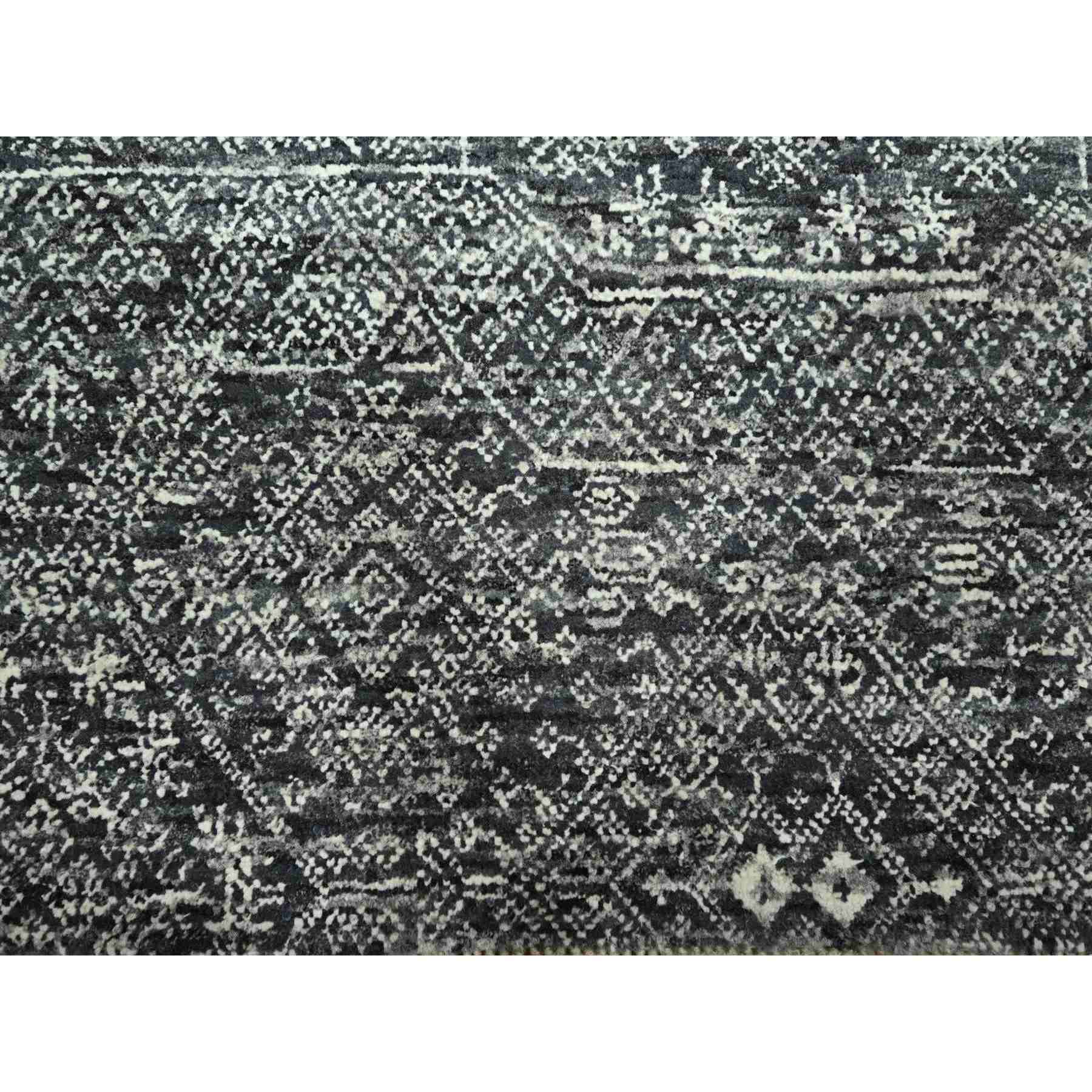 Transitional-Hand-Knotted-Rug-382830
