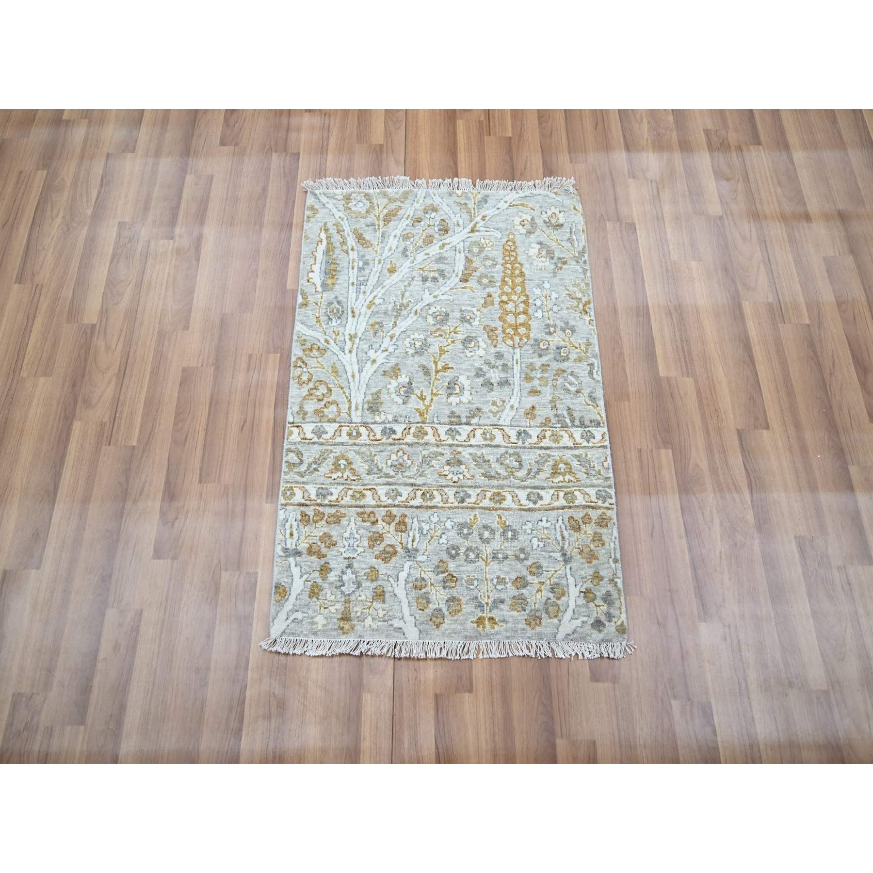 Fine-Oriental-Hand-Knotted-Rug-385010