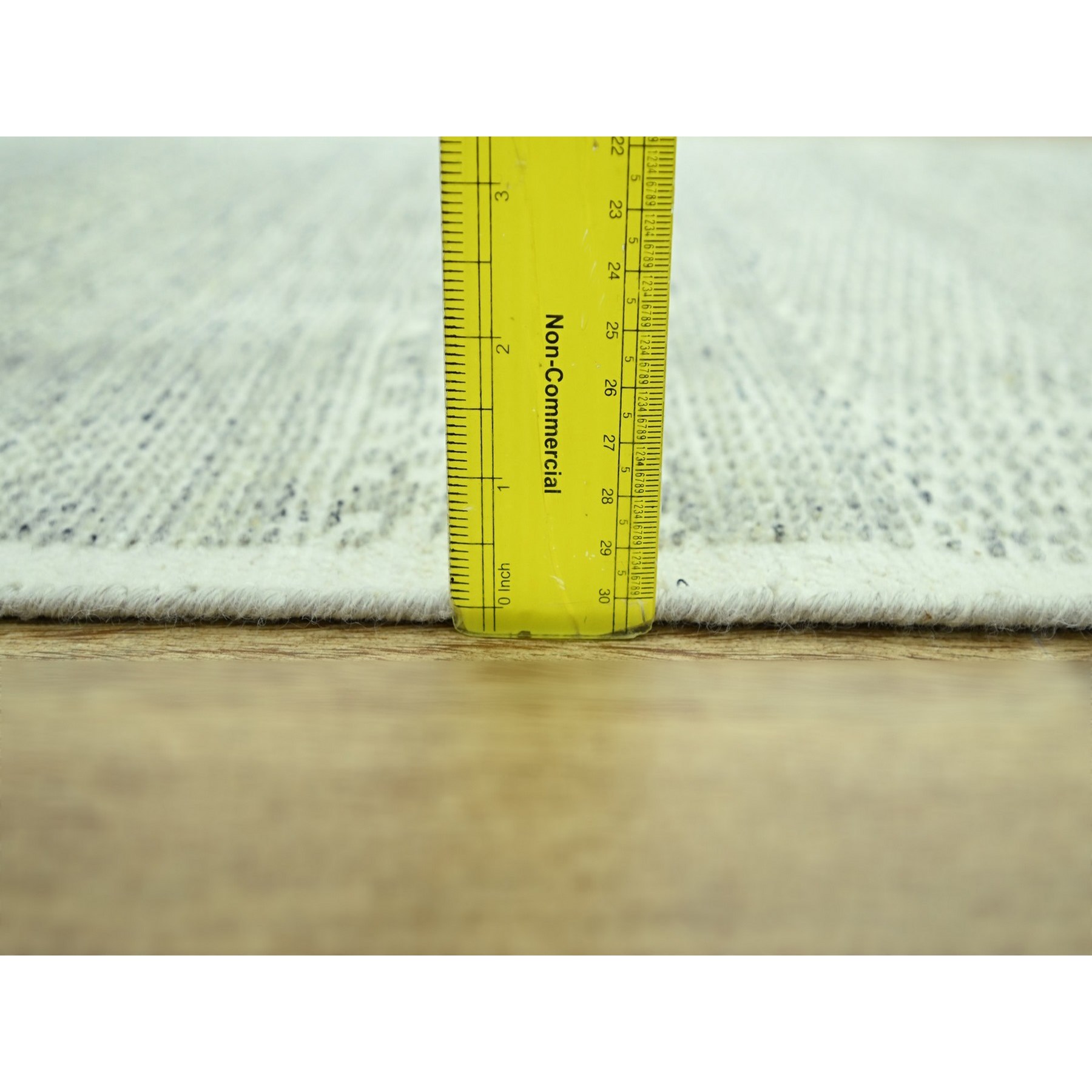 Modern-and-Contemporary-Hand-Knotted-Rug-385320