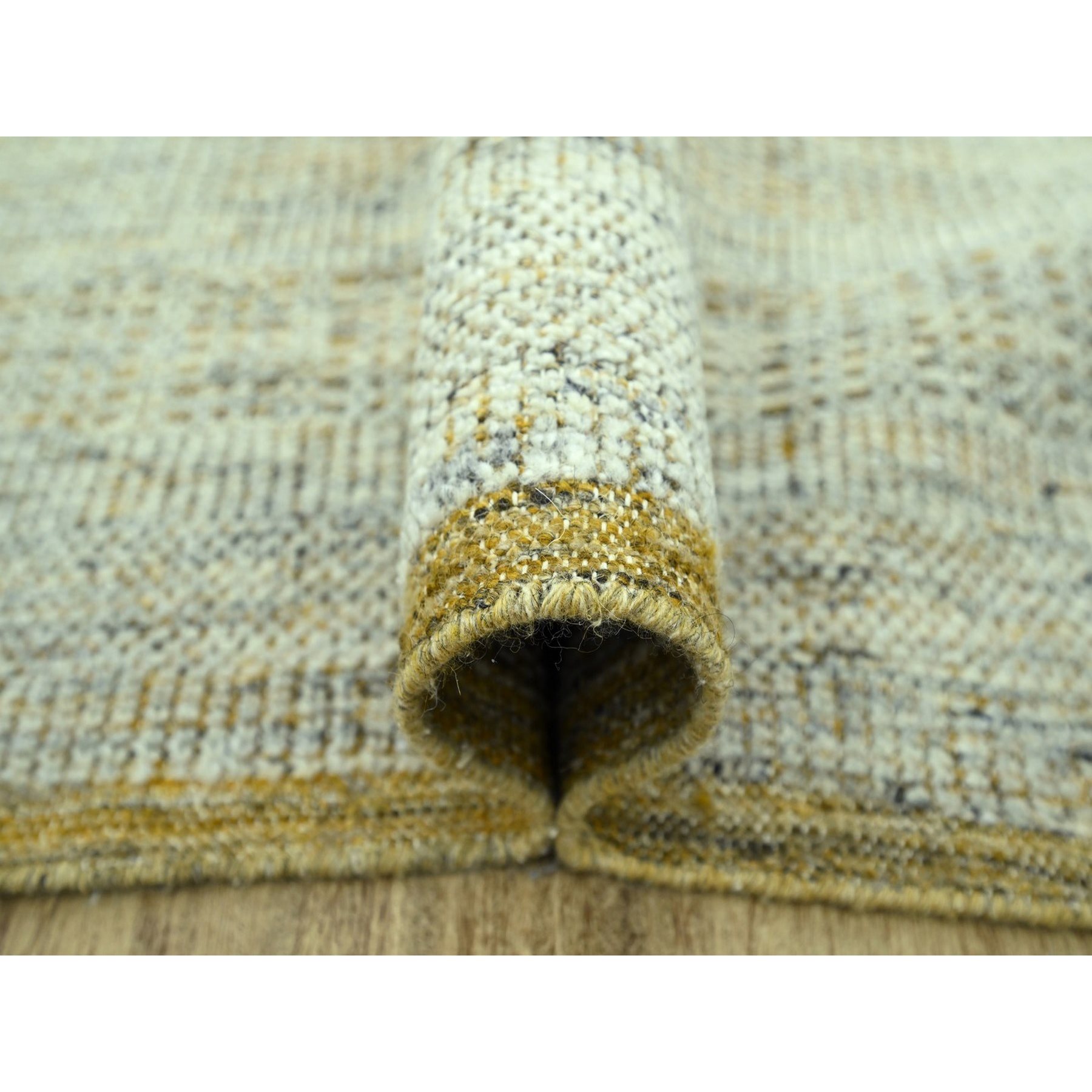 Modern-and-Contemporary-Hand-Knotted-Rug-385335